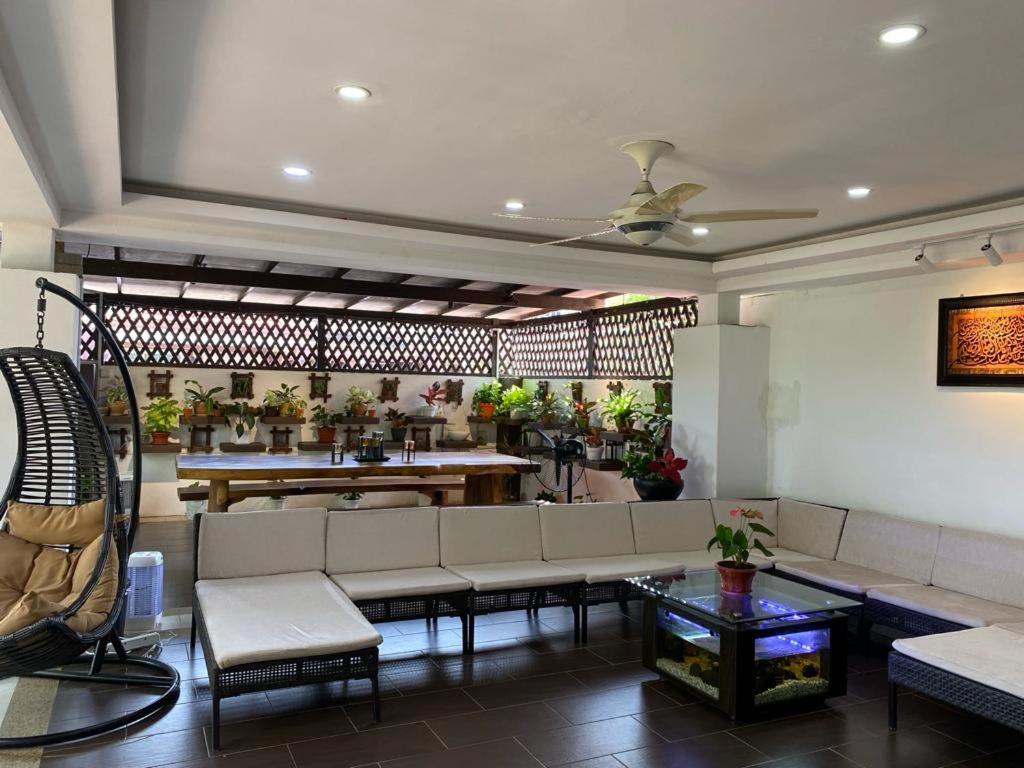 Aika Homestay photo 6