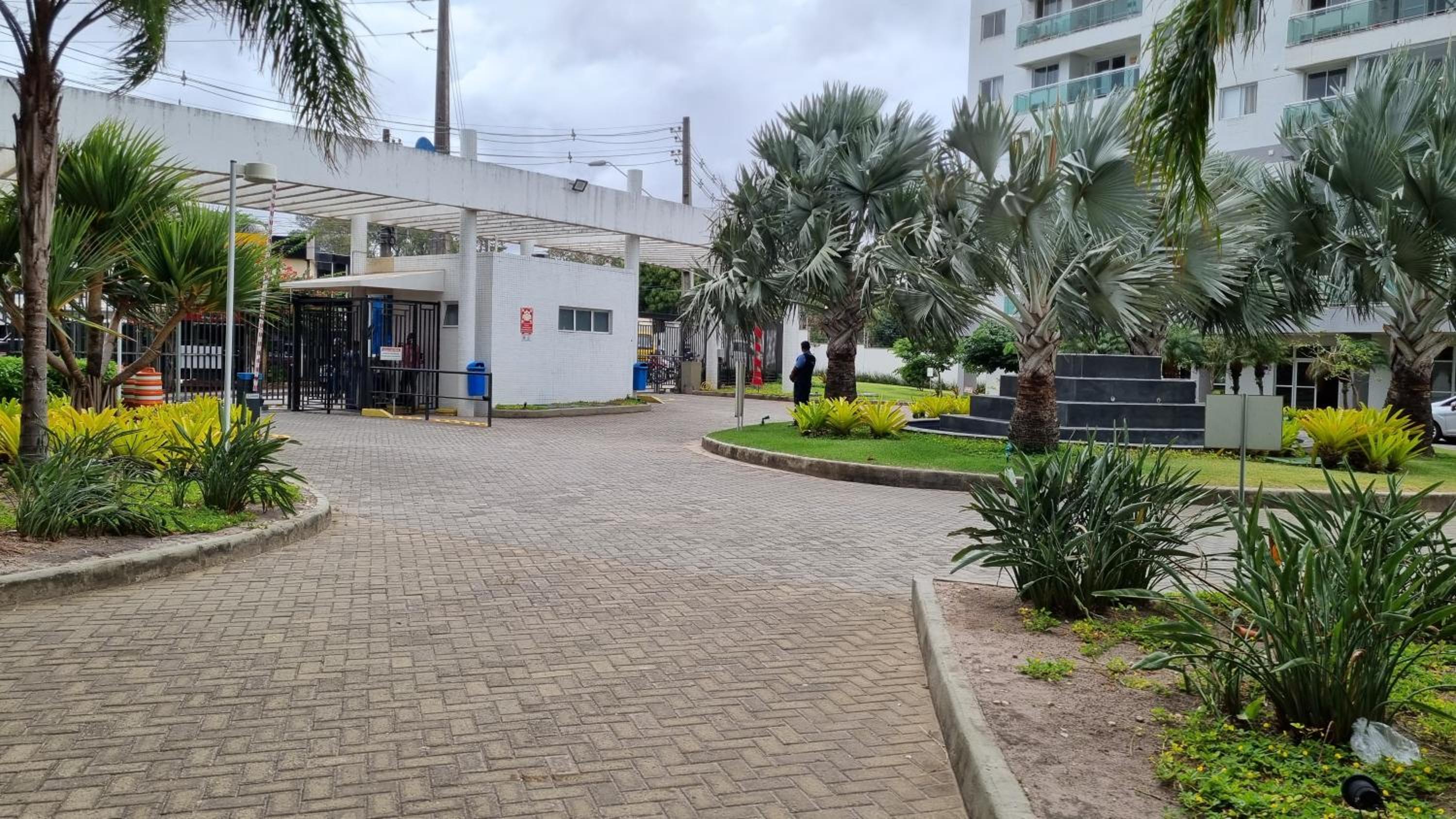 Apartamento novo ao lado do shopping da ilha