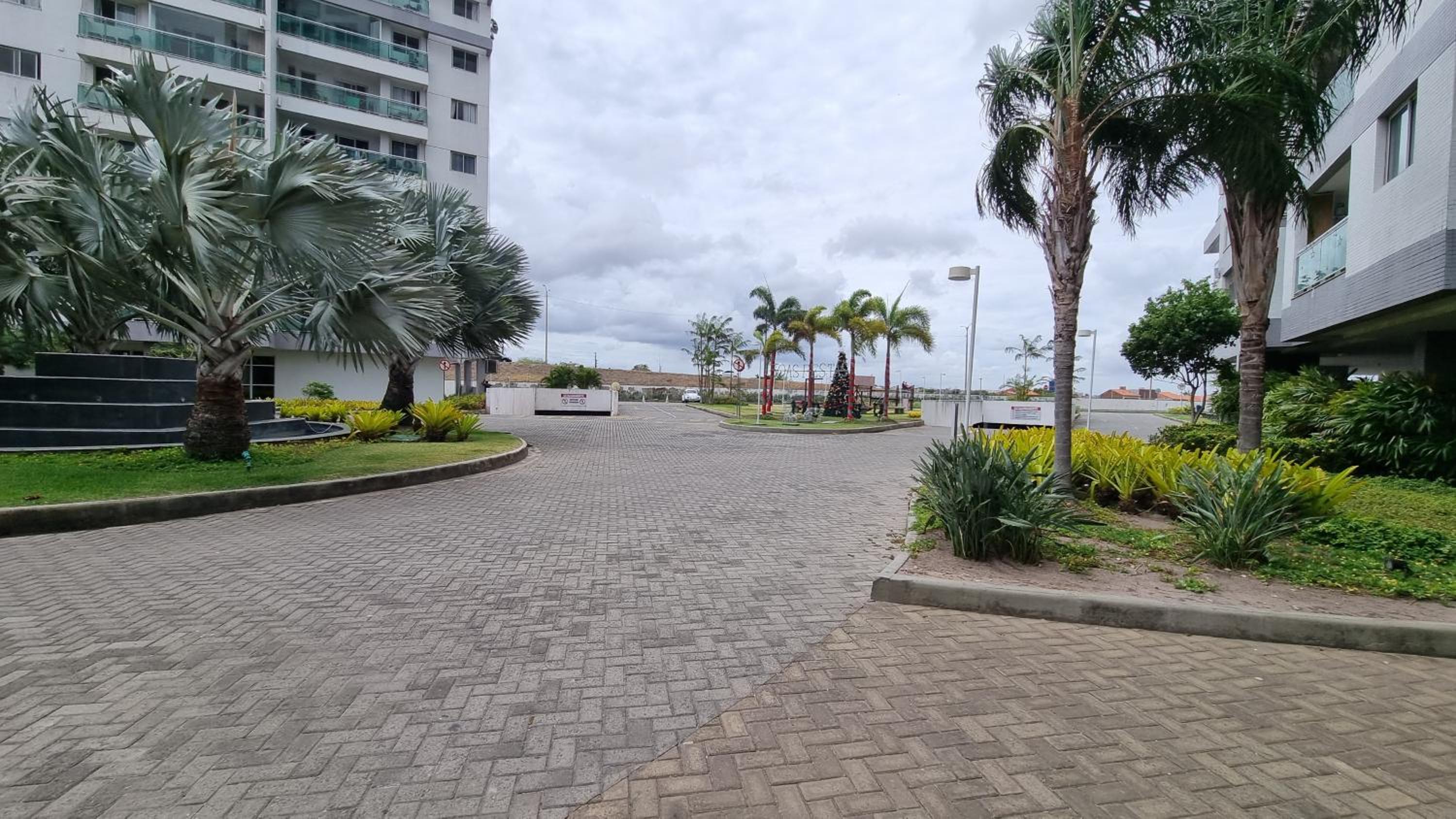 Apartamento novo ao lado do shopping da ilha