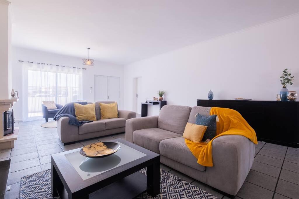 Vila da Pesca House