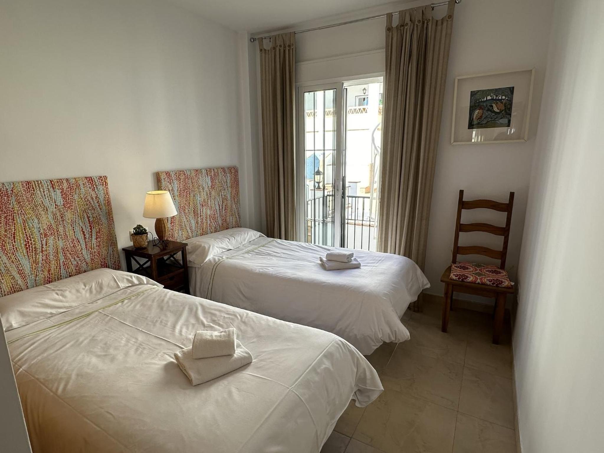 Nerja Paradise Rentals - Apt Chimenea A1E view 3