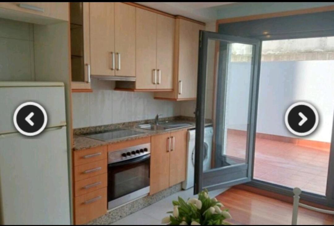 Apartamento en Pontevedra con terraza y garaje