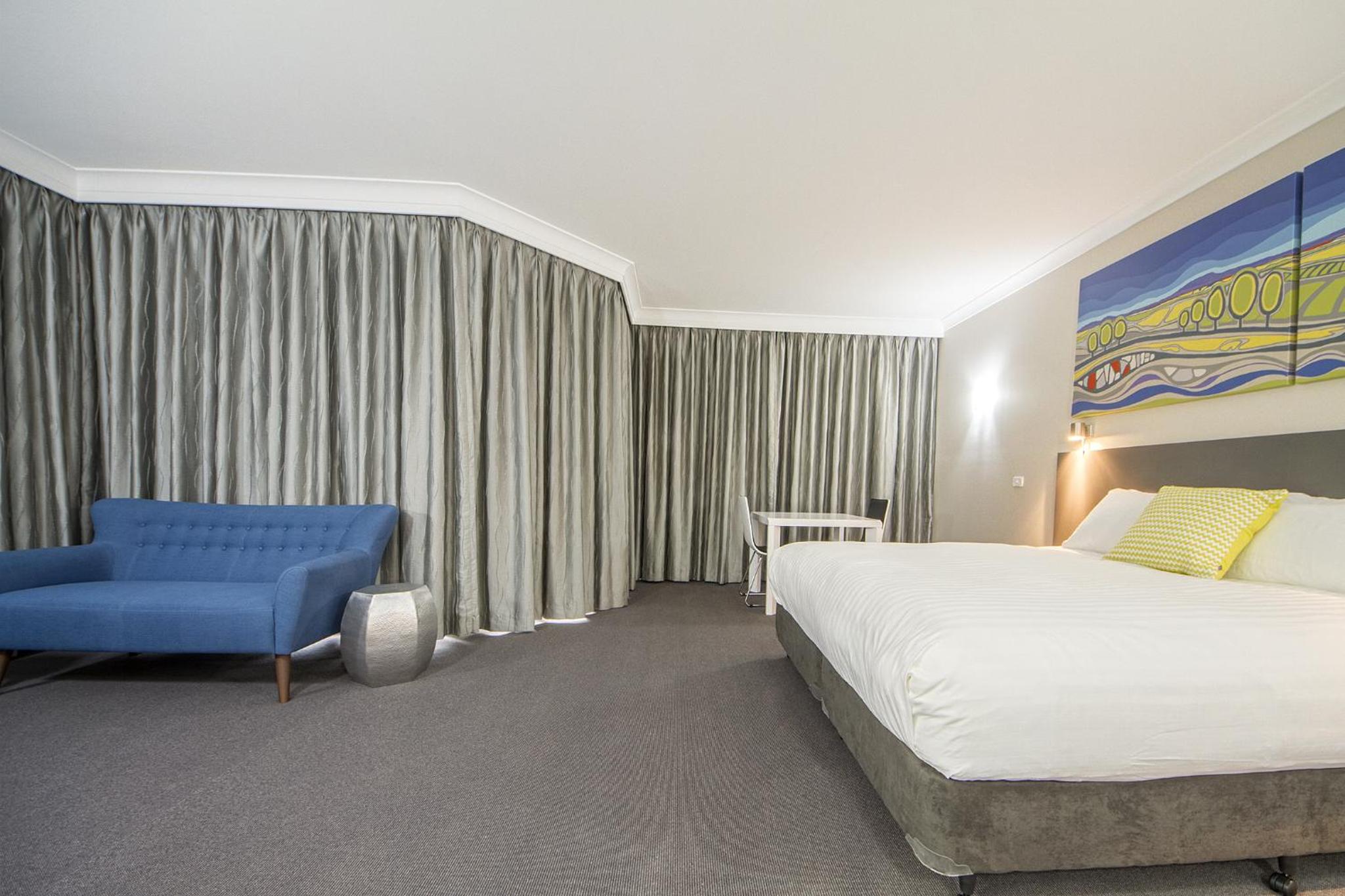 Club Cowra Motel