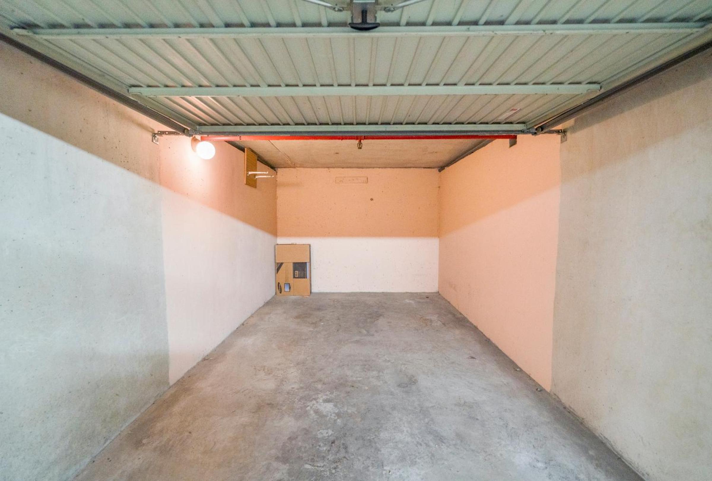 Beautiful spacious apartment 100m from the beach with 2 terraces & private garage box