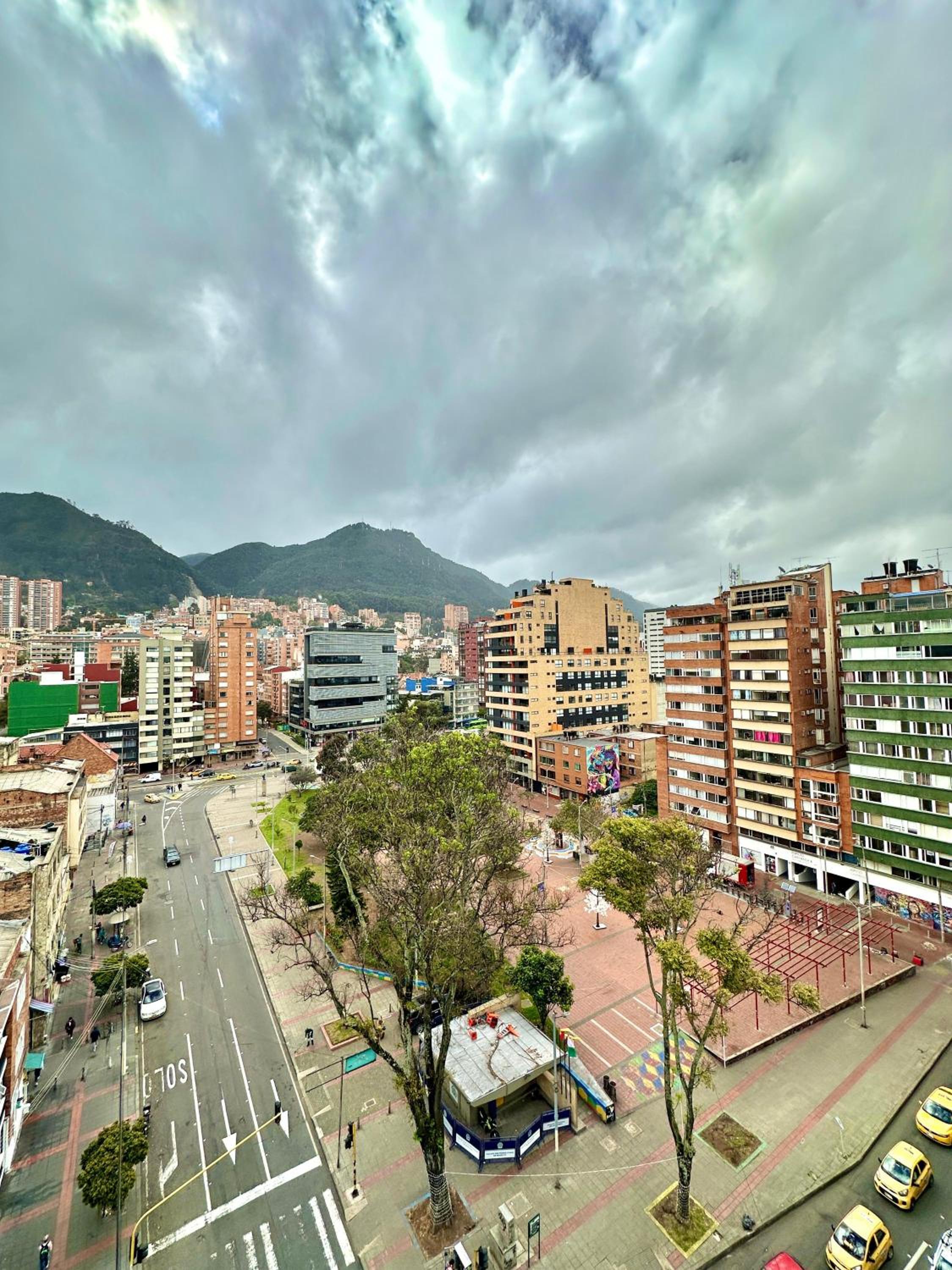 Hermoso y central apartaestudio en Bogotá