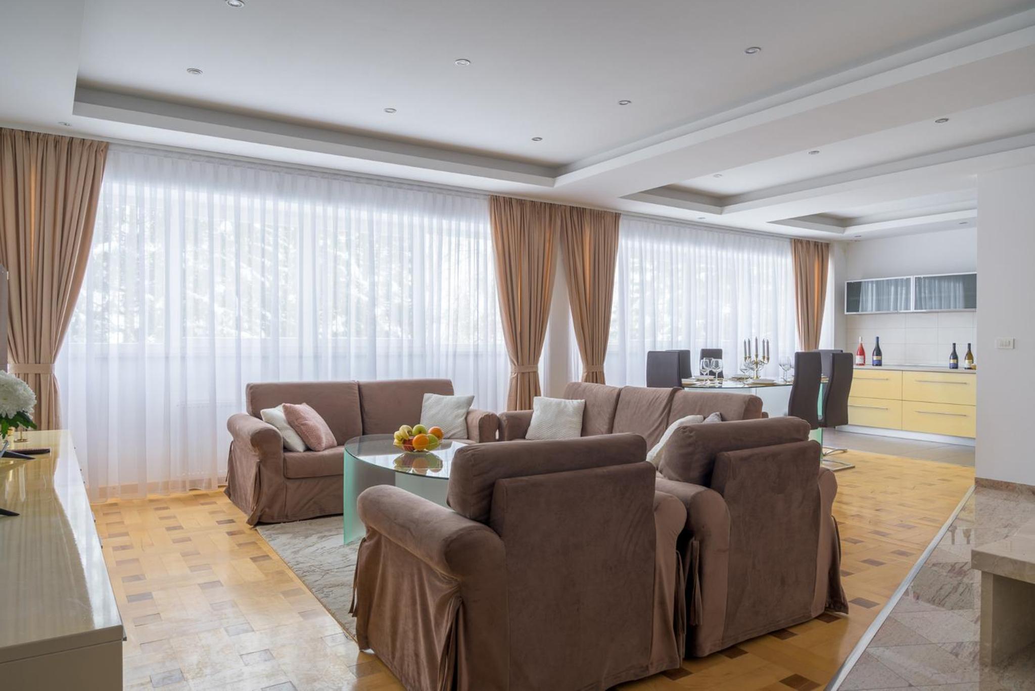 Highland lux apartments