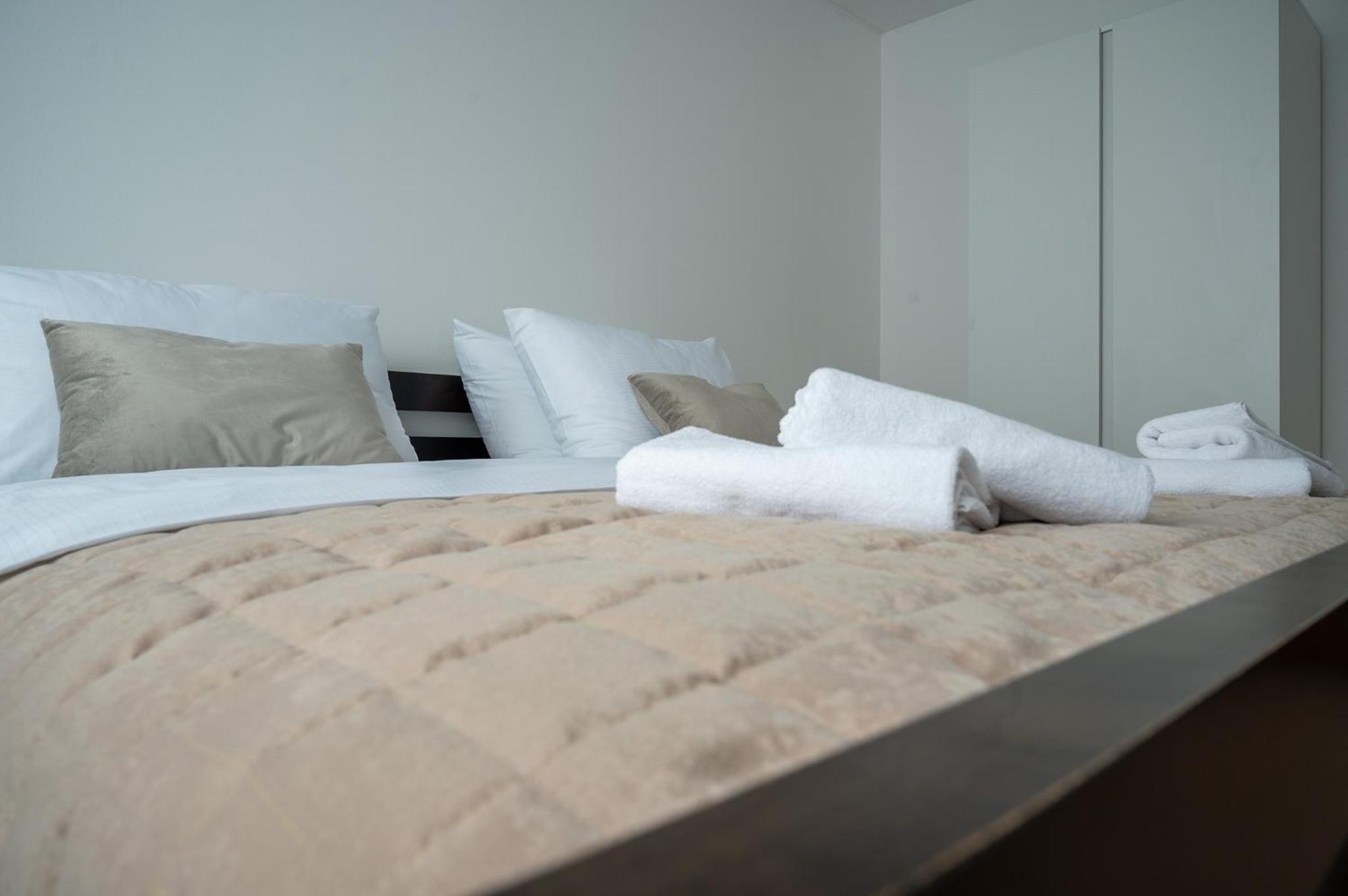 Highland lux apartments