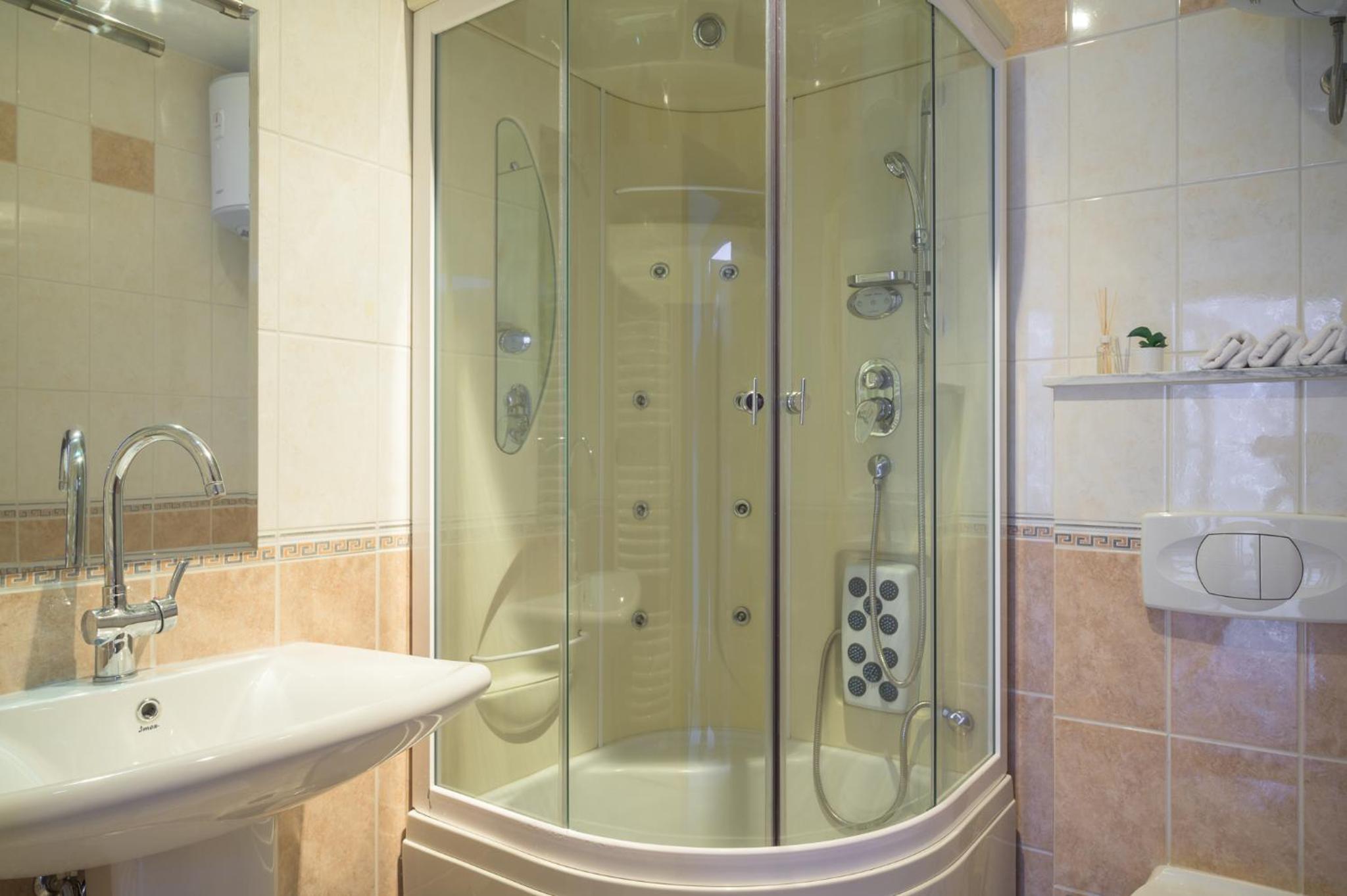 Highland lux apartments