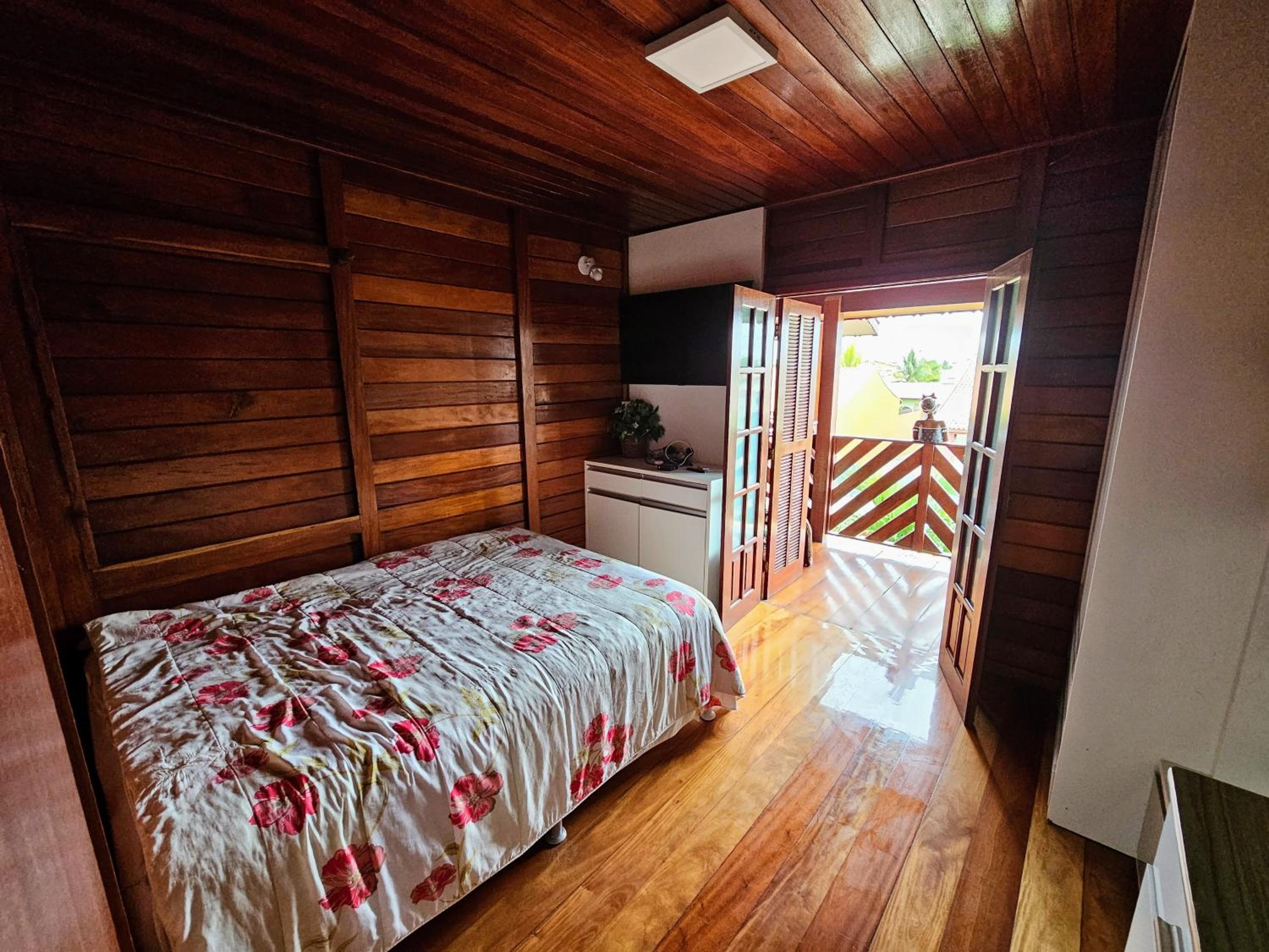 Casa em Grussai 6 quartos e piscina Sâo Joâo da Barrra-RJ