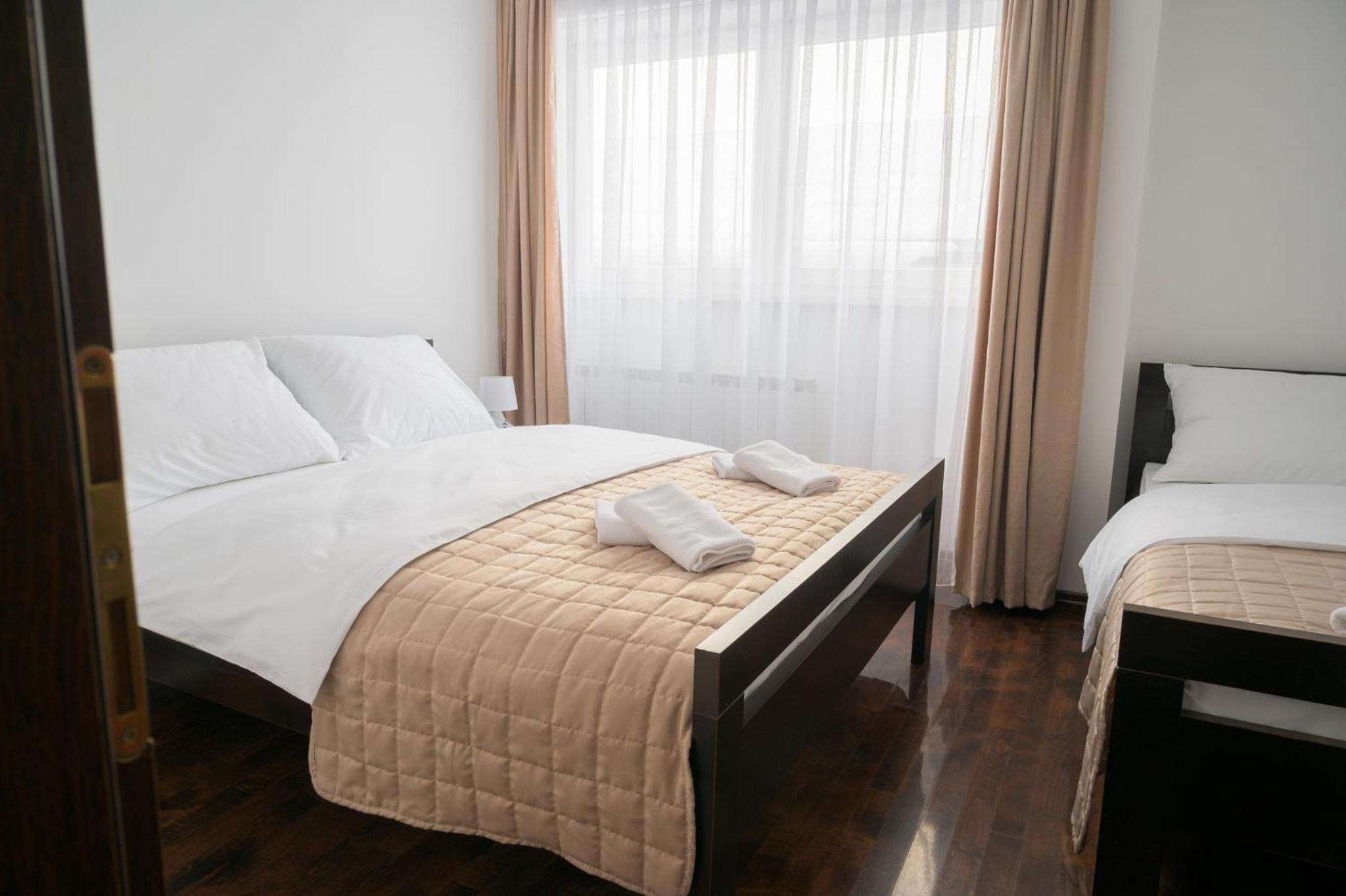 Highland lux apartments