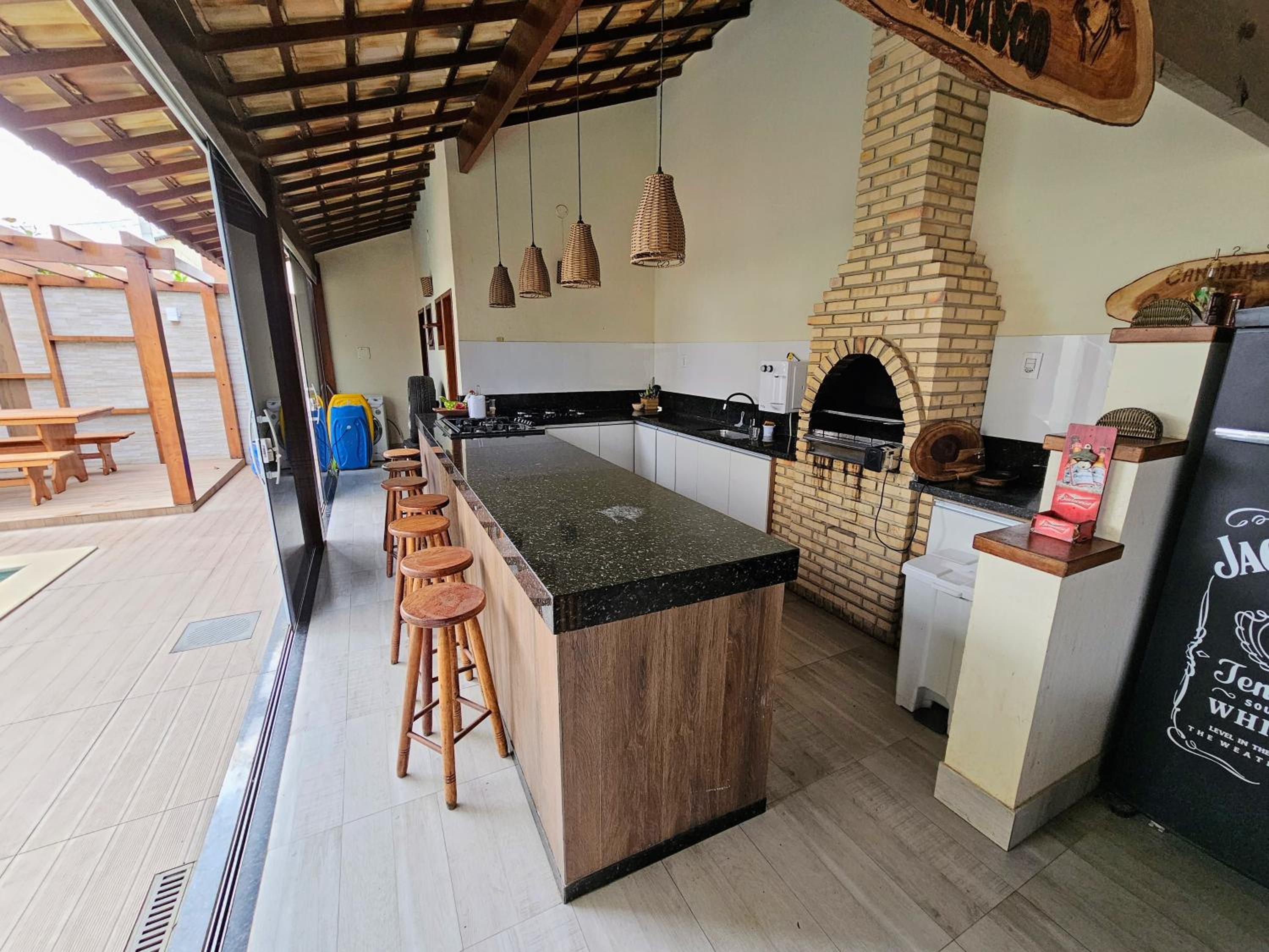 Casa em Grussai 6 quartos e piscina Sâo Joâo da Barrra-RJ