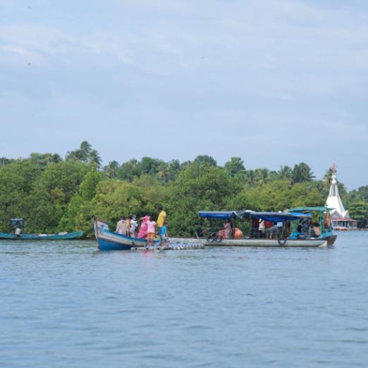 LOVESHORE Homestay