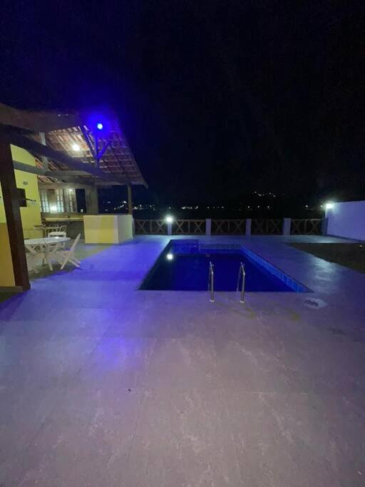Casa em Bairro Nobre a 5 Minutos da Praia