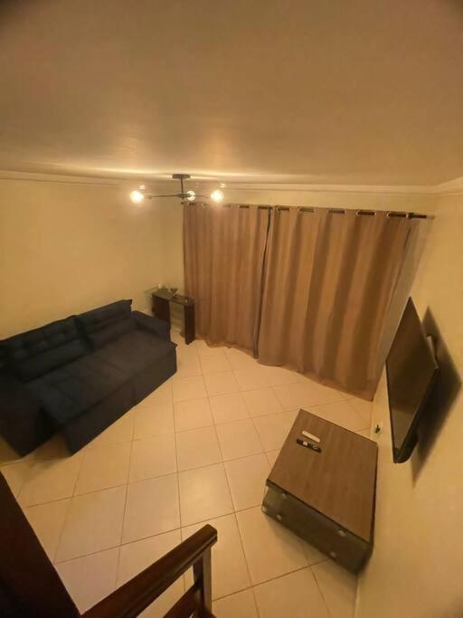 Casa em Bairro Nobre a 5 Minutos da Praia