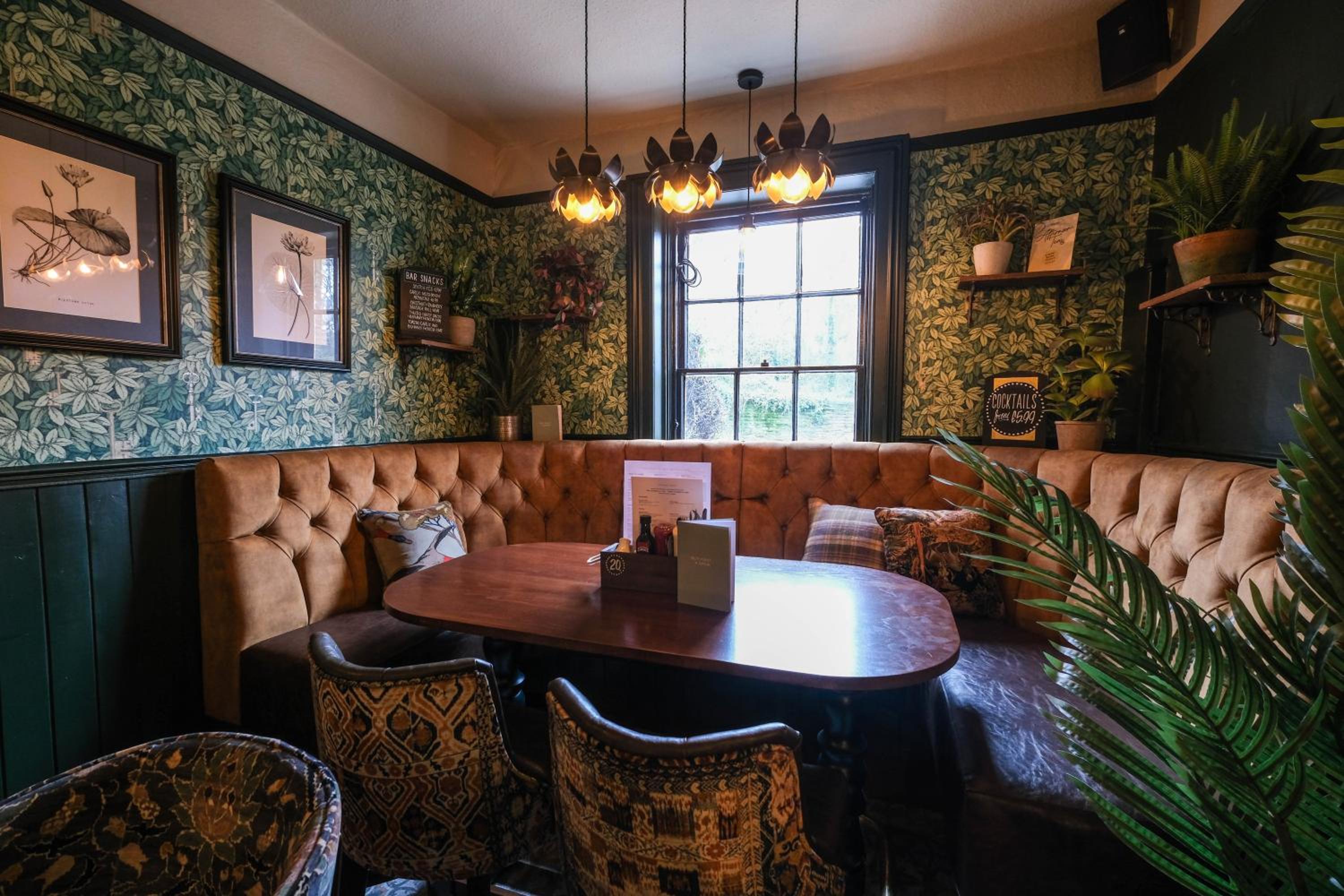 Rockingham Arms By Greene King Inns