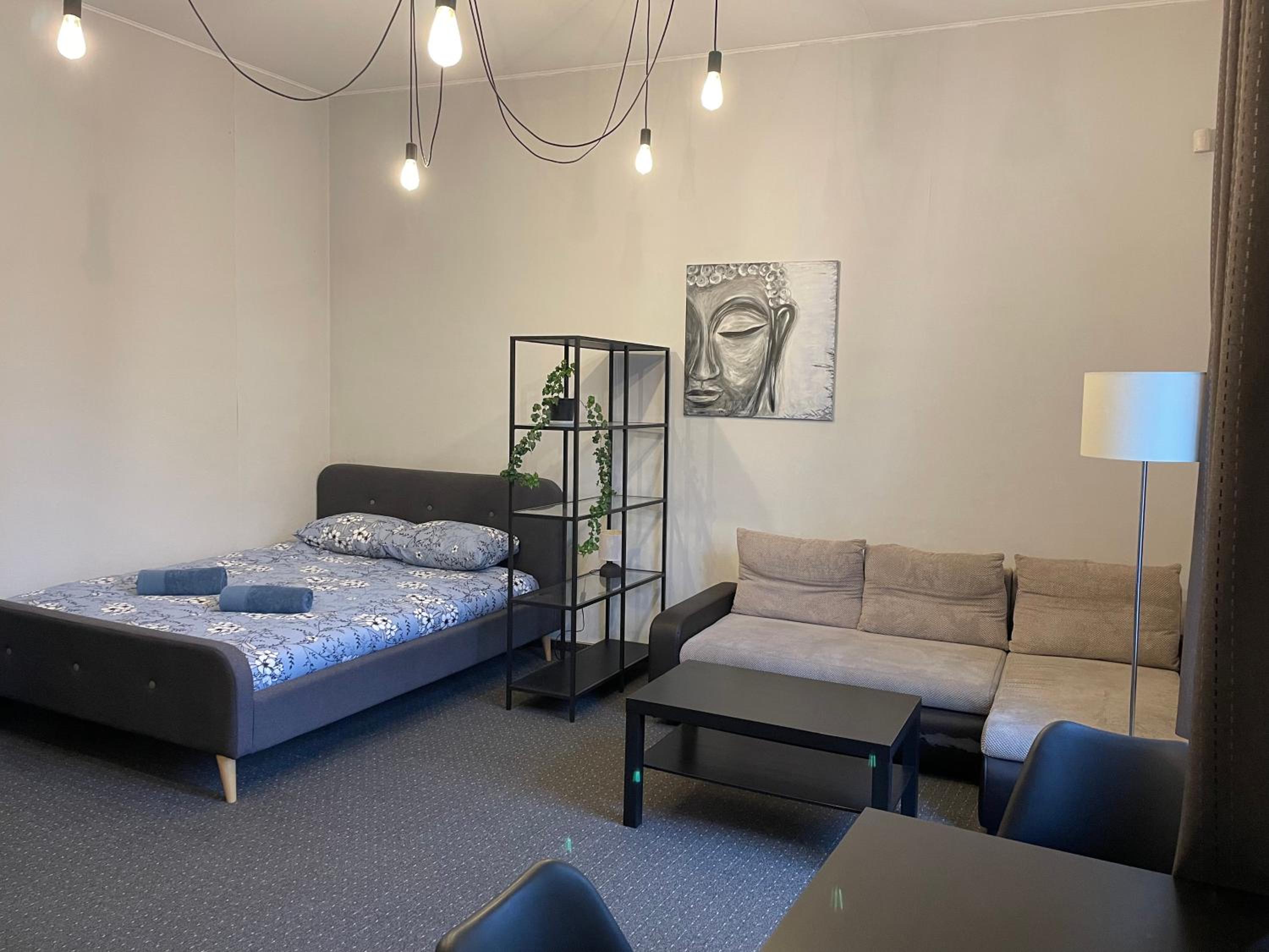 Apartment in Gediminas avenue, Vilnius city centre view 5