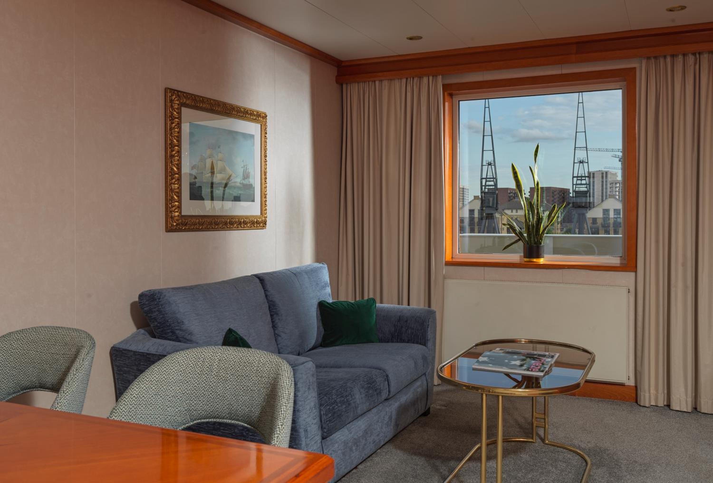 Sunborn London 40