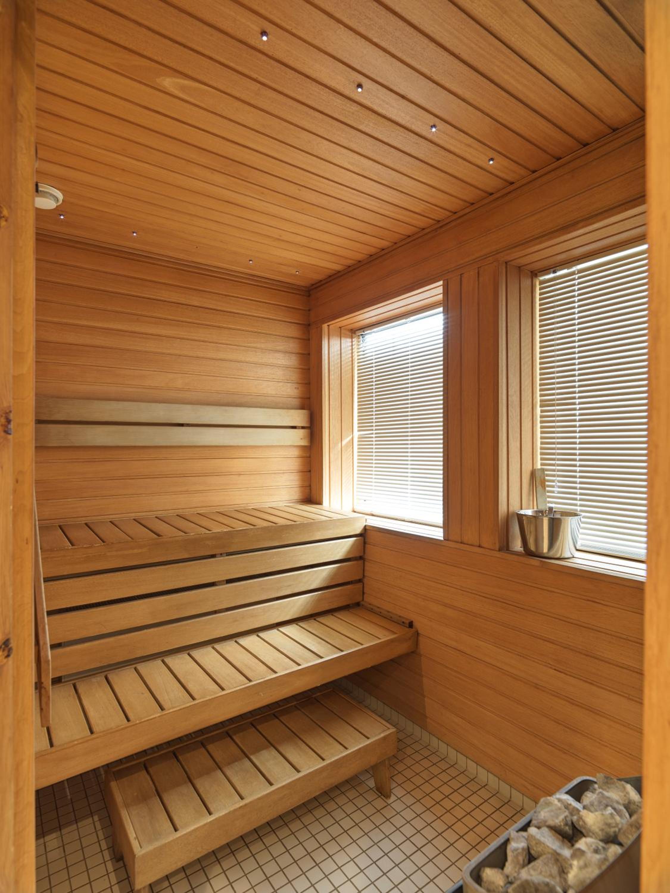 Sunborn London 42