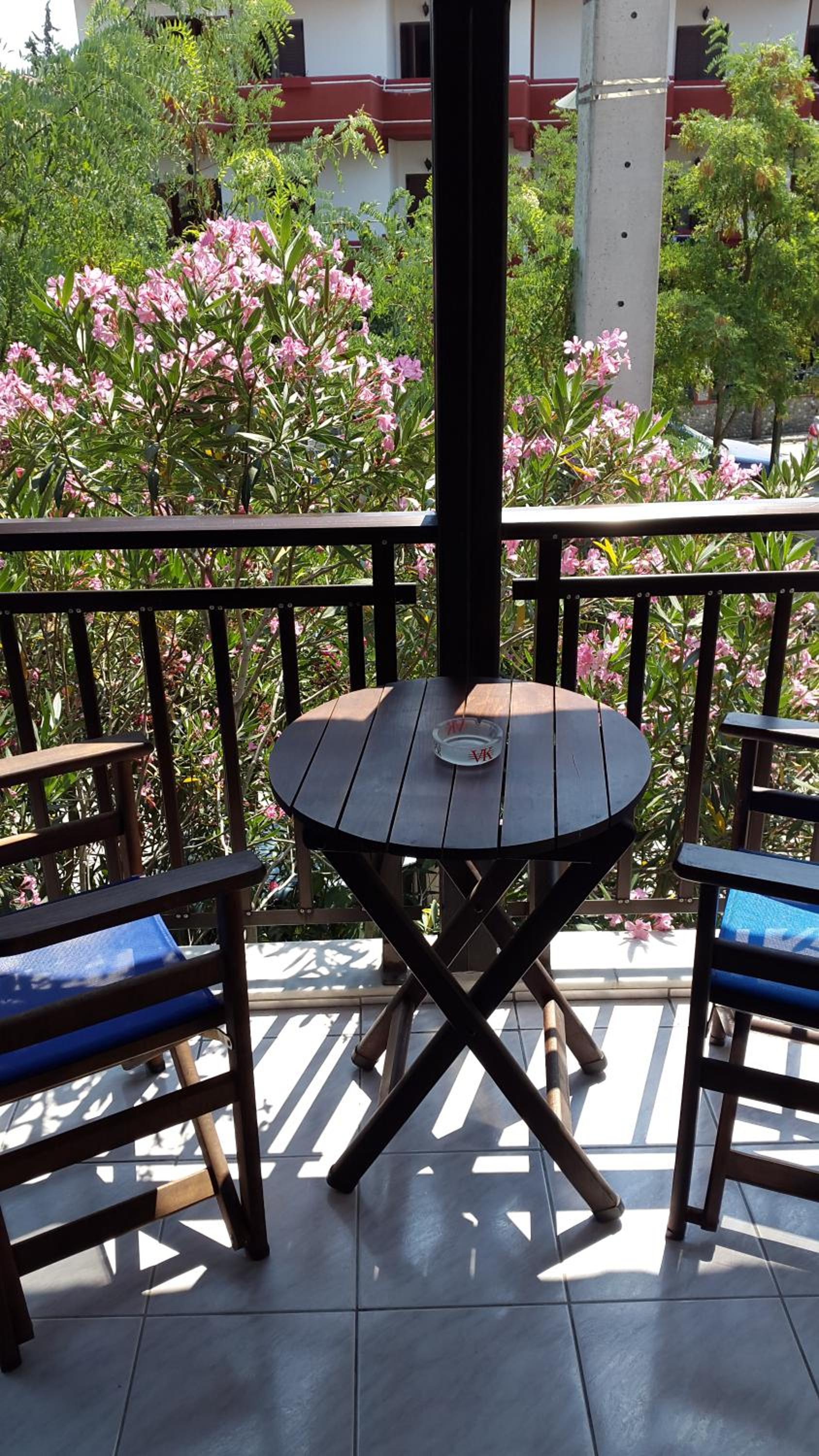 Balcony & Terrace
