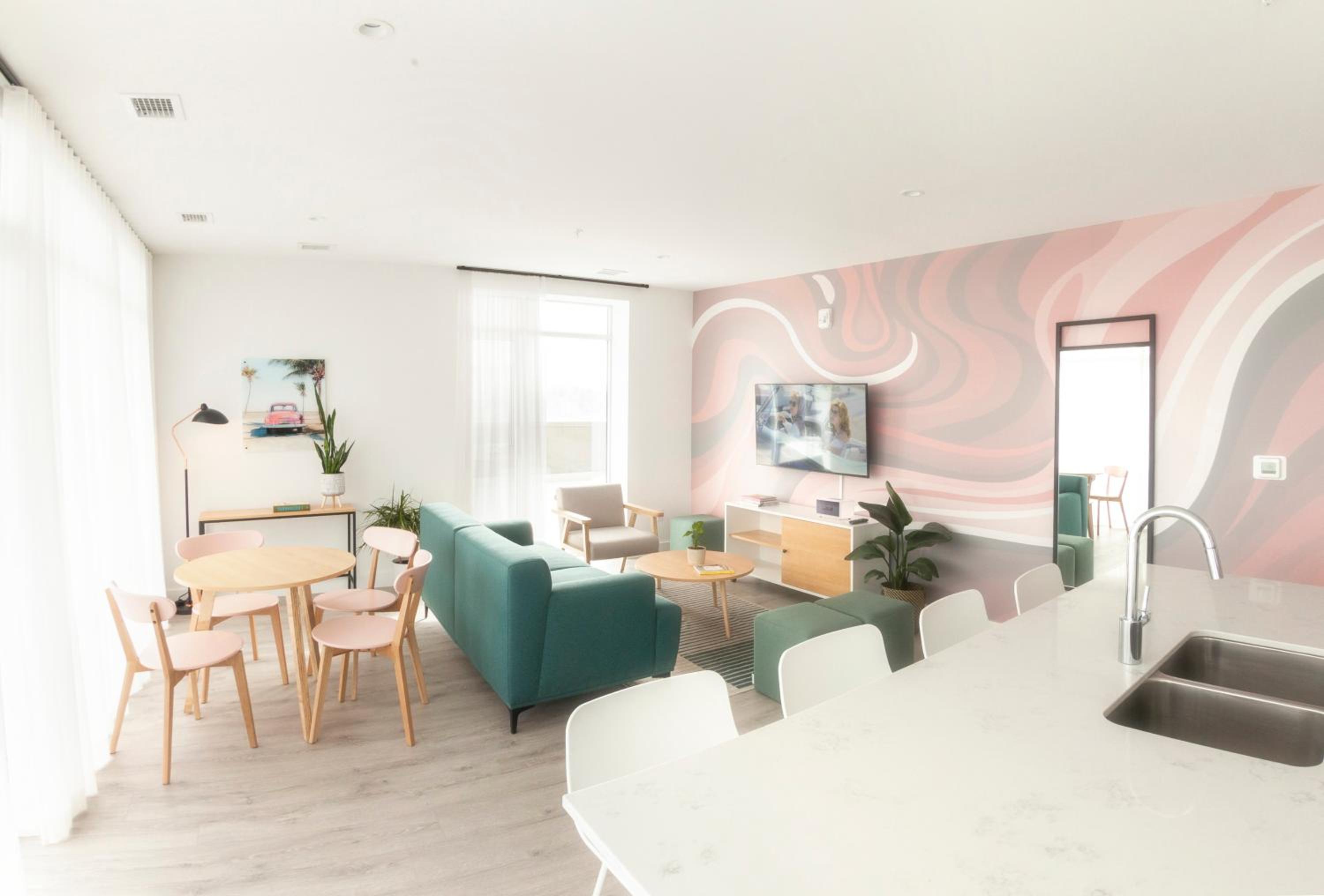 Cambridge Vacations - The Laundry Rooms Gaslight Cambridge - Property Image 52