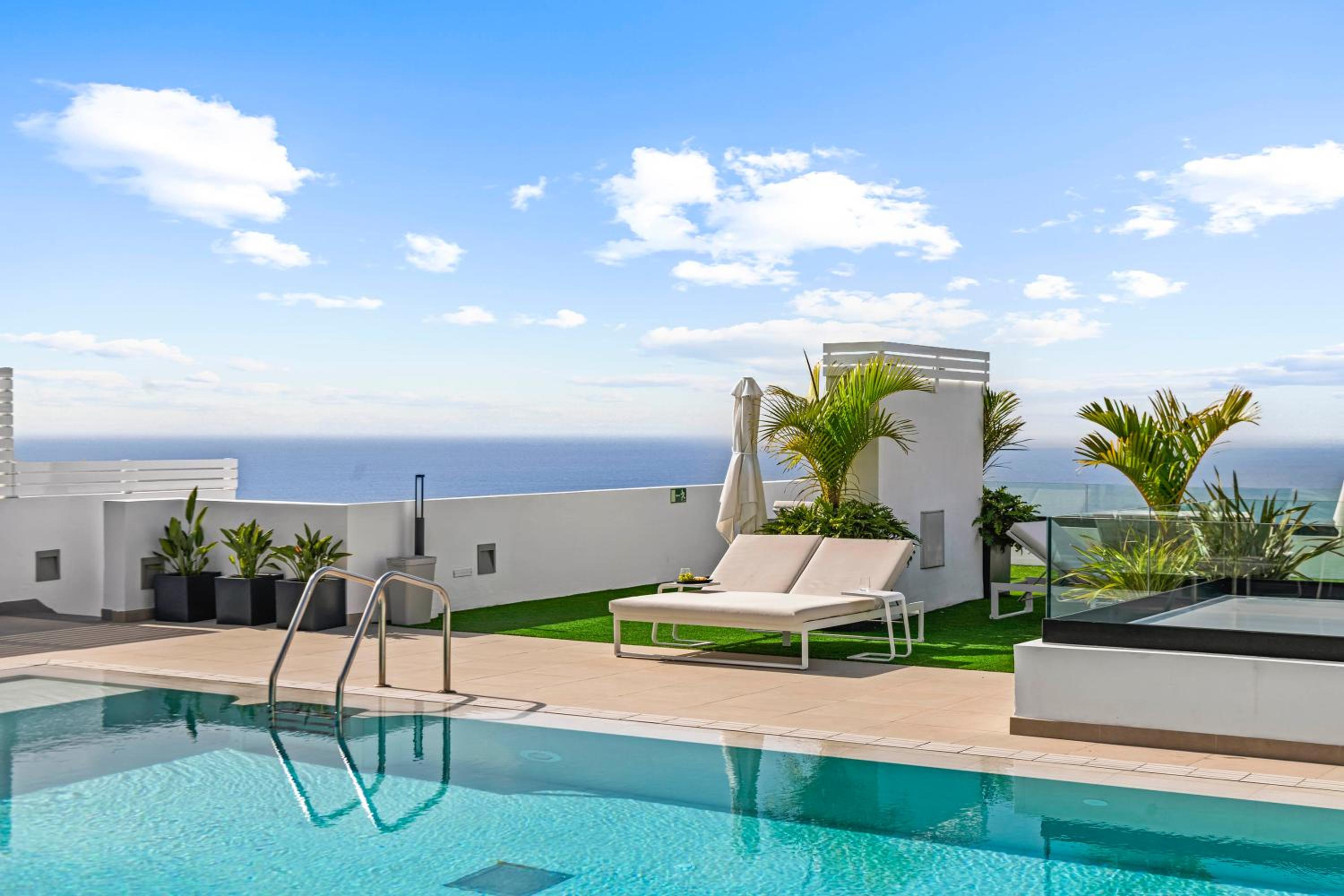 Palmera Sea View view 3