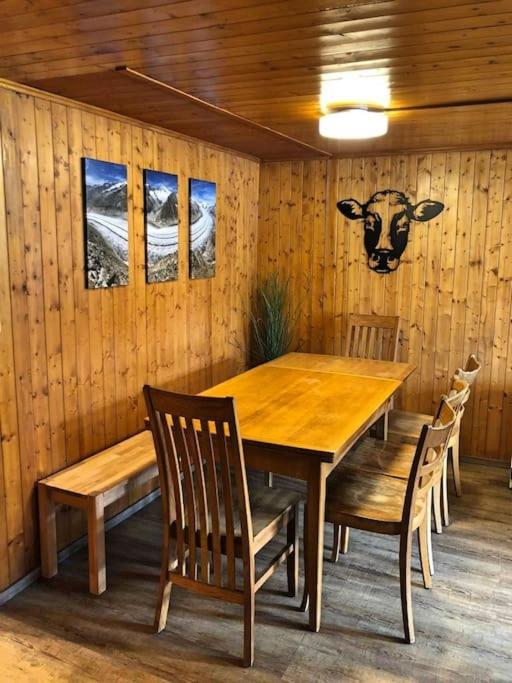 Cosy mountain apartment 5min walk from Gondola