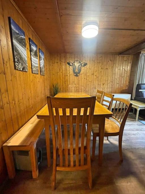 Cosy mountain apartment 5min walk from Gondola