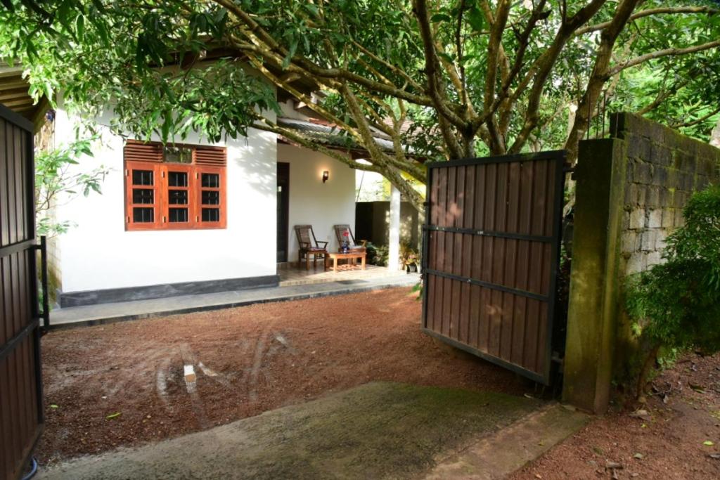 Sanjee Villa Hikkaduwa view 4