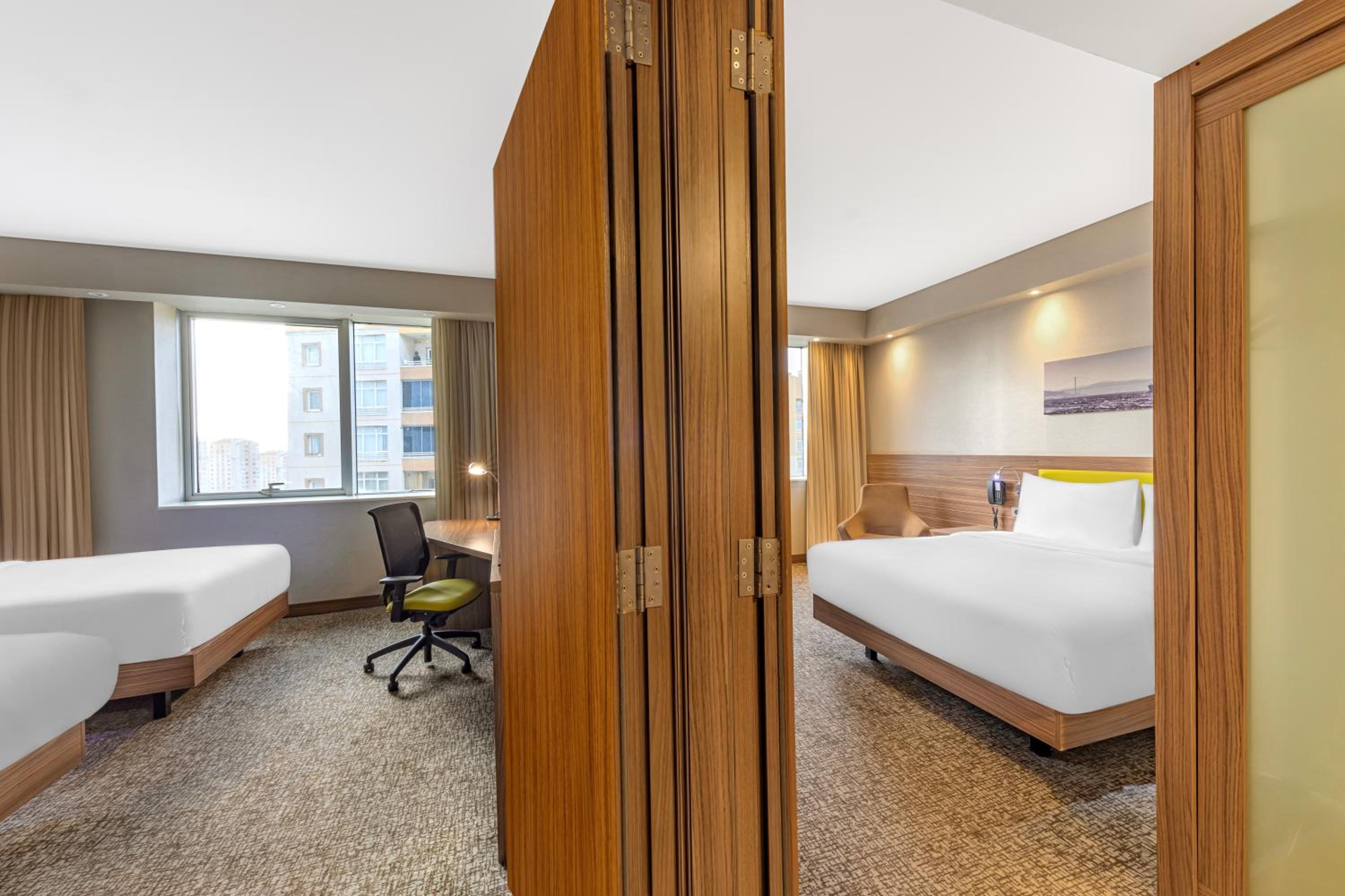 Hampton by Hilton Istanbul Kayasehir - Image 70