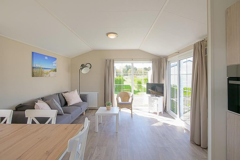 Chalet Luttikduin Nr 10 - Callantsoog aan Zee view 2