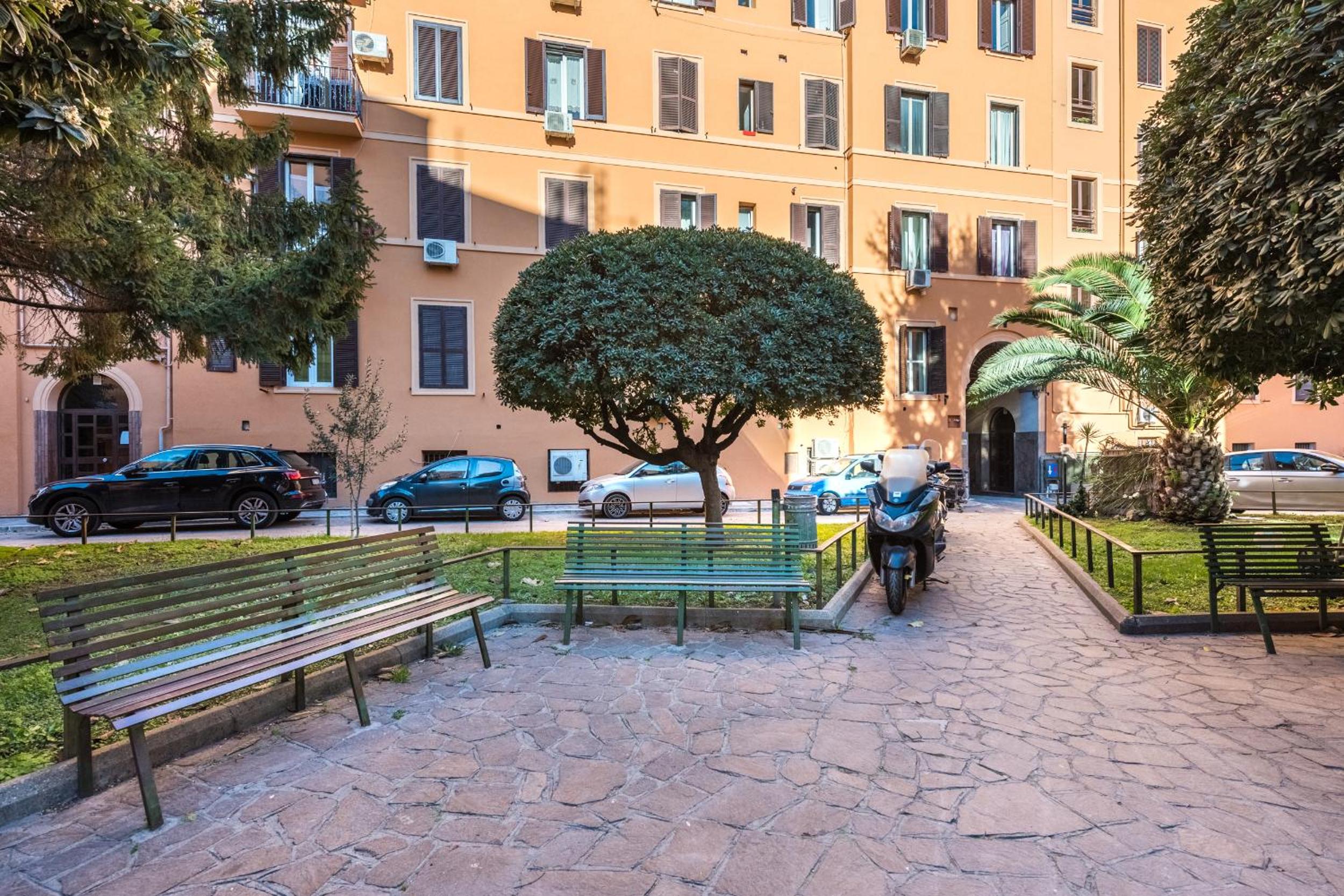 Roma Design Rooms San Giovanni Colosseo Area