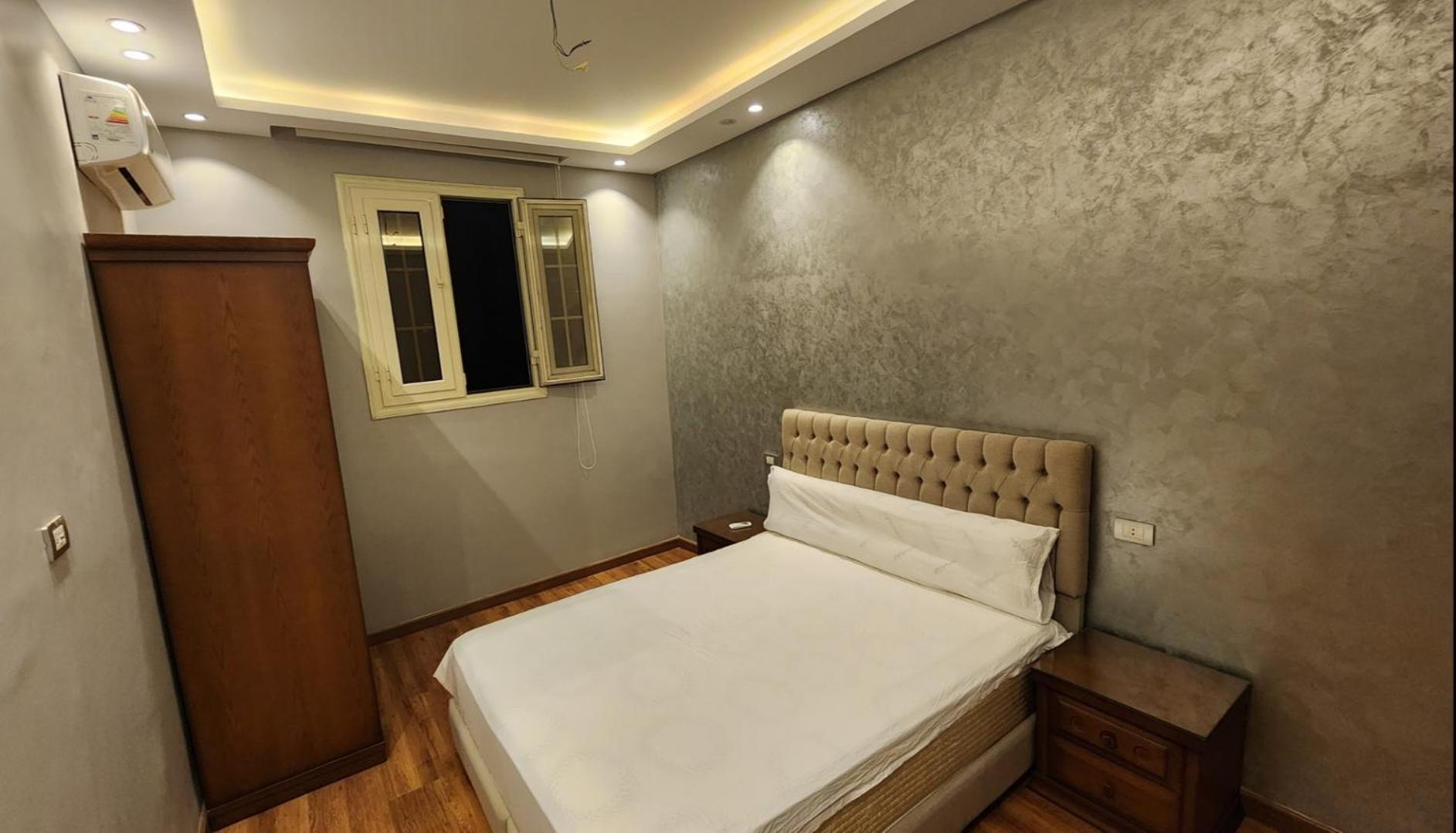 3rd floor luxury apartment-families only