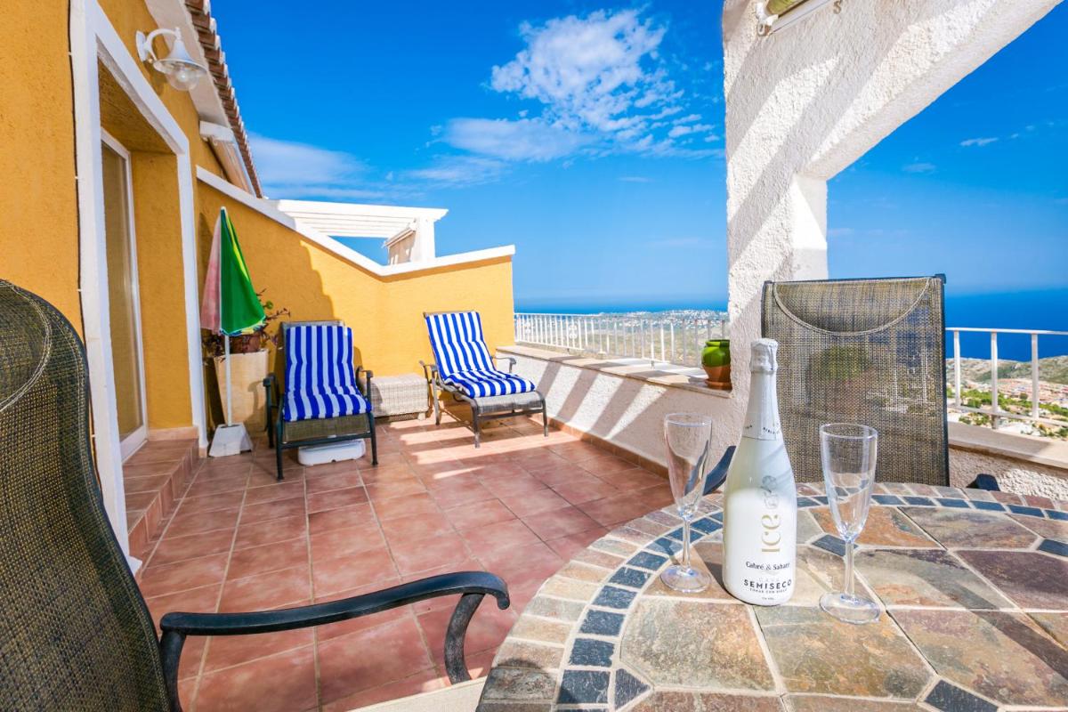 Panoramic Apartment view 3