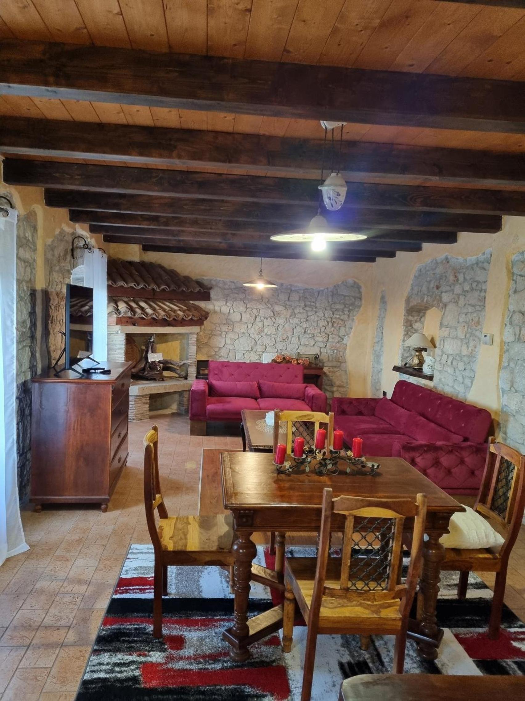 Casa Piccola Barbici with pool in Porec, Istria view 5