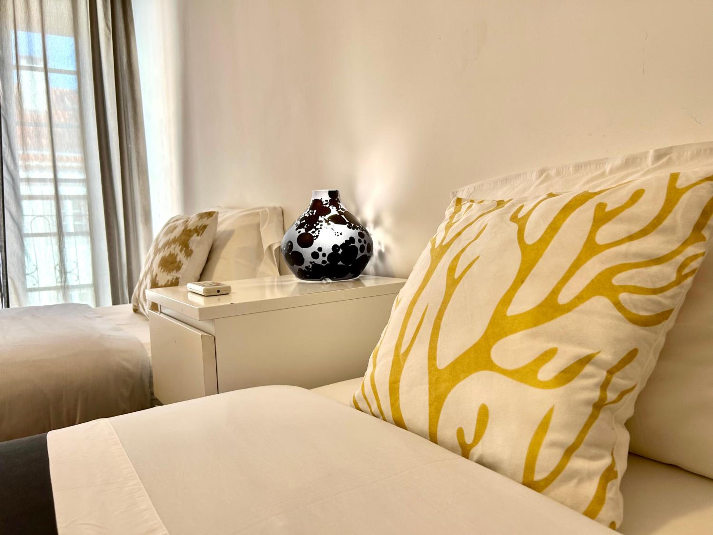 FADO Bairro Alto - SSs Apartments