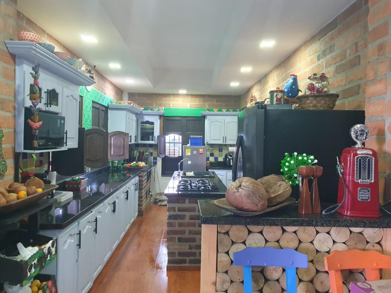 AEROPUERTO-Rionegro- MONTEOLIVO COLONIAL
