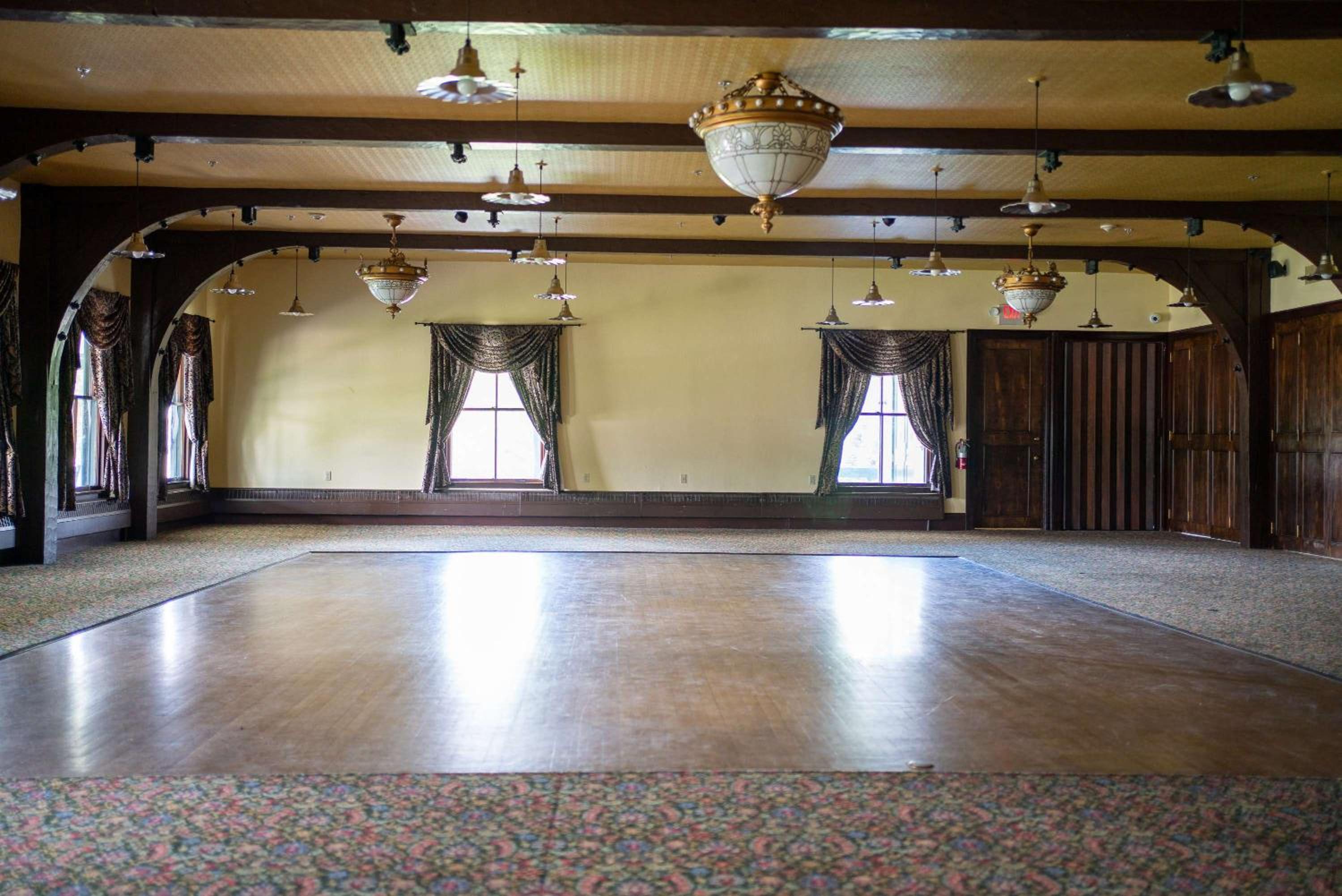 Sheridan Vacations - Sheridan Inn - Best Western Signature Collection - Property Image 15