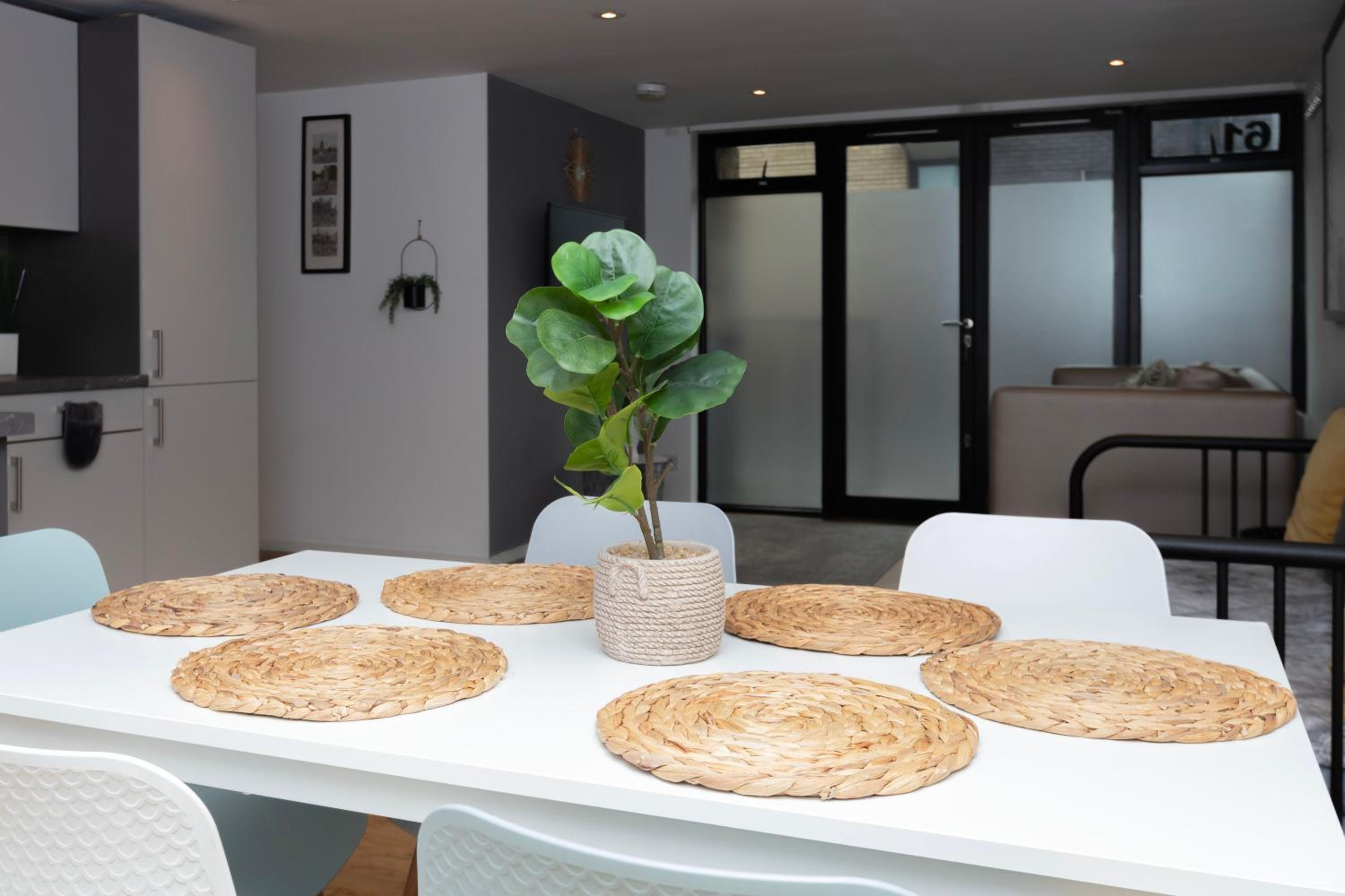 Cosy Ground Floor Apartment