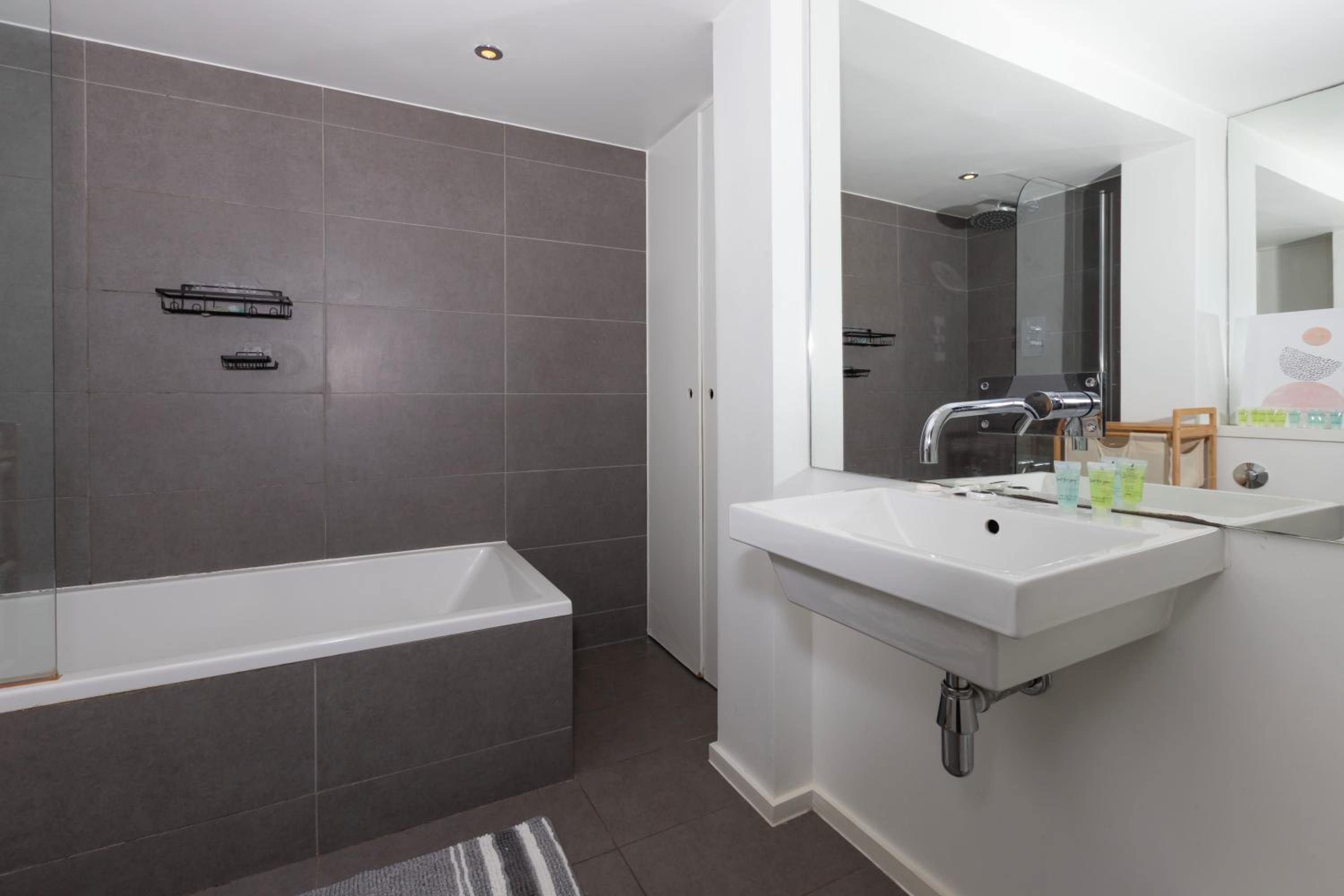 Cosy Ground Floor Apartment