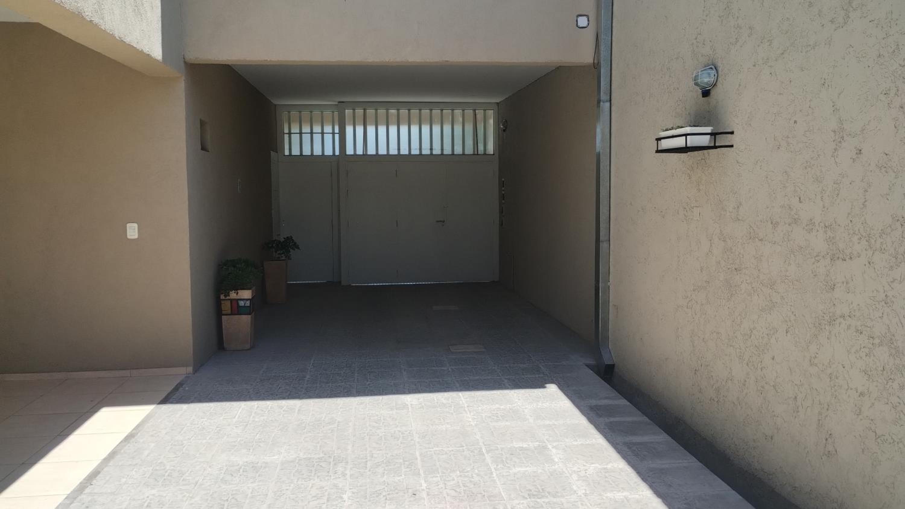Departamentos Iselin - Capo Bianco