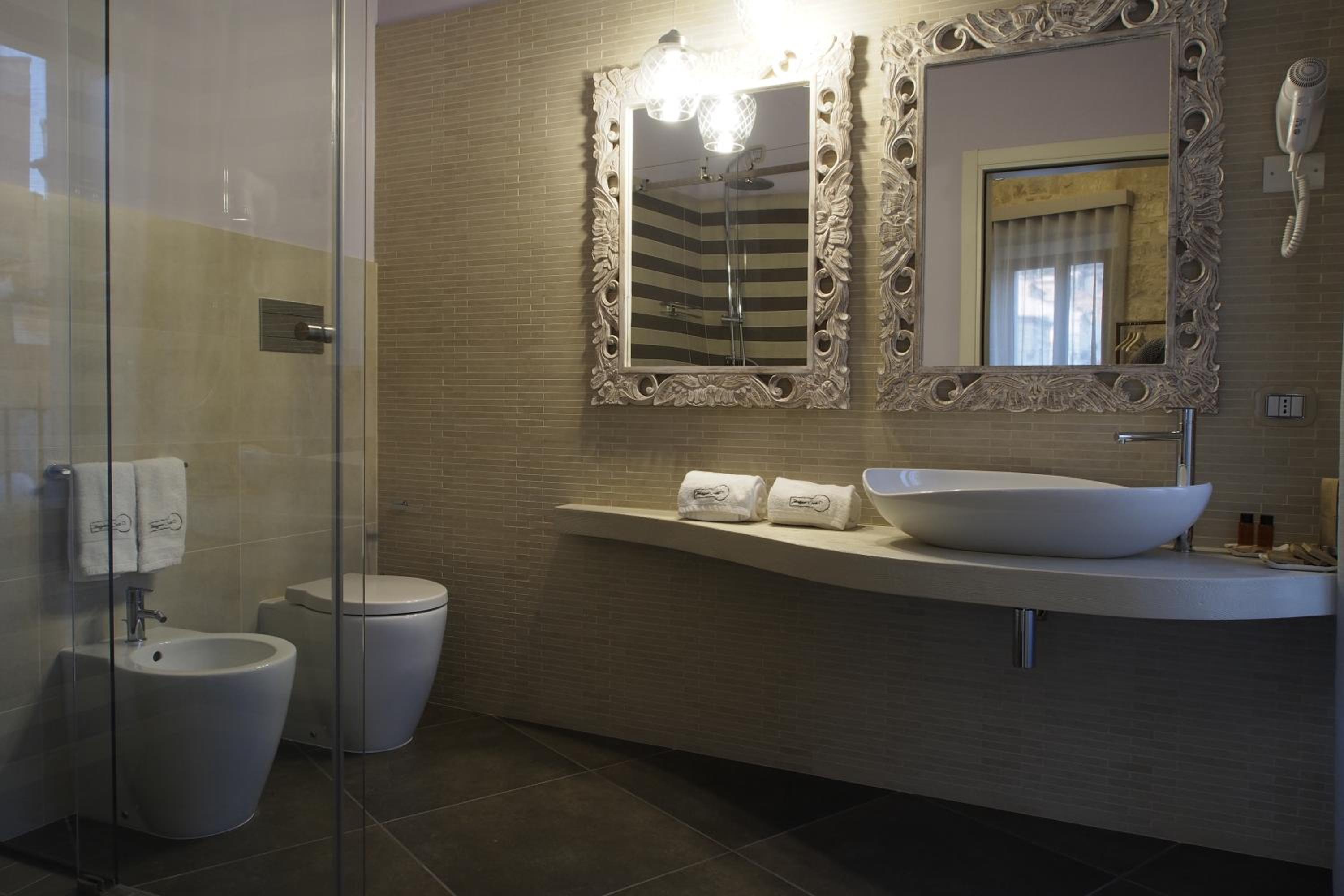 Terrazzani Suite