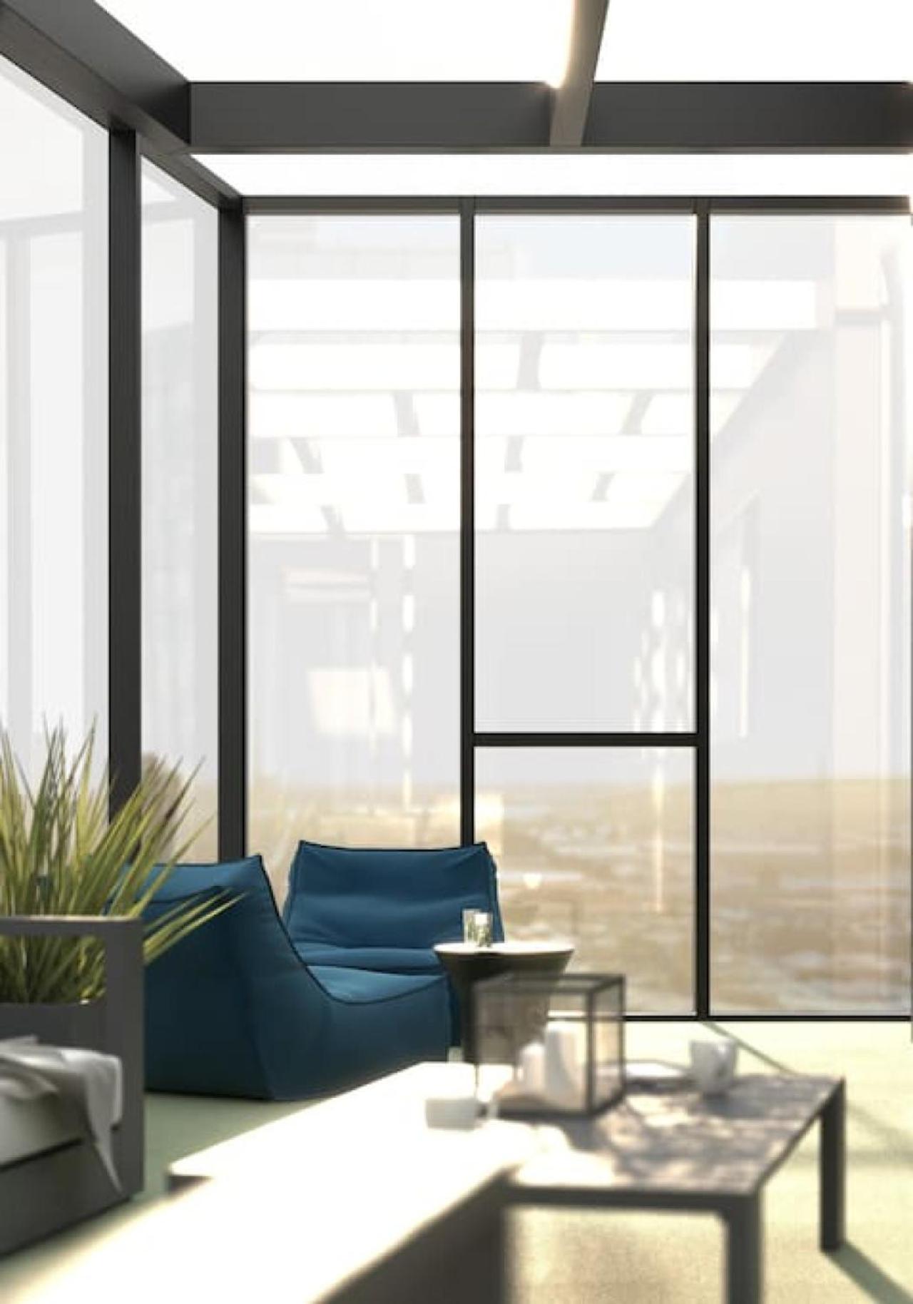 Ocean Views, Modern, Fast Wifi, Southbank Location