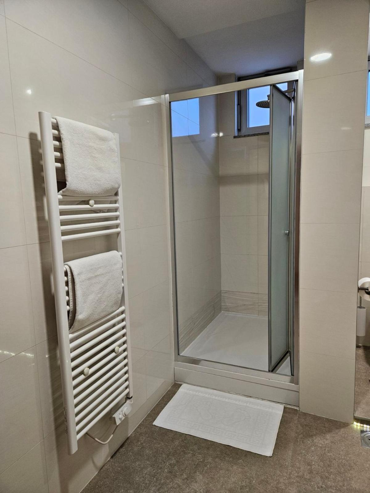 APARTMAN CENTAR BULEVAR EX sa GARAZOM