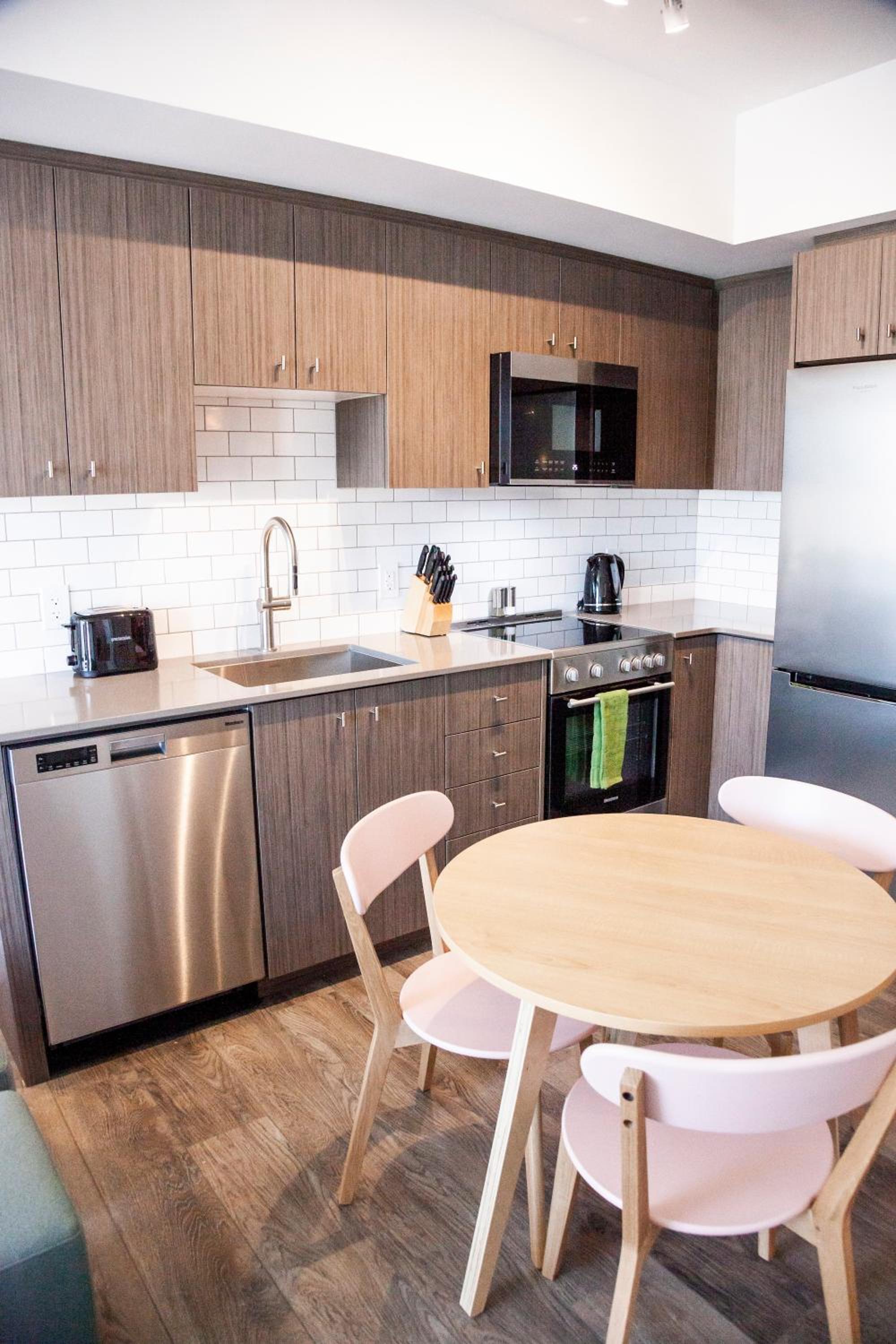 Kitchener Vacations - The Laundry Rooms Station Park Kitchener - Property Image 29