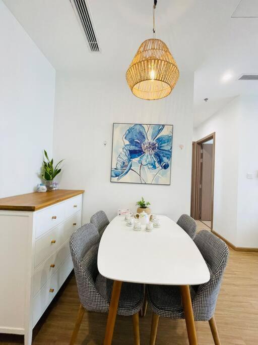 VNRooms - 2BR Vinhomes Skylake/Mediterranean Style