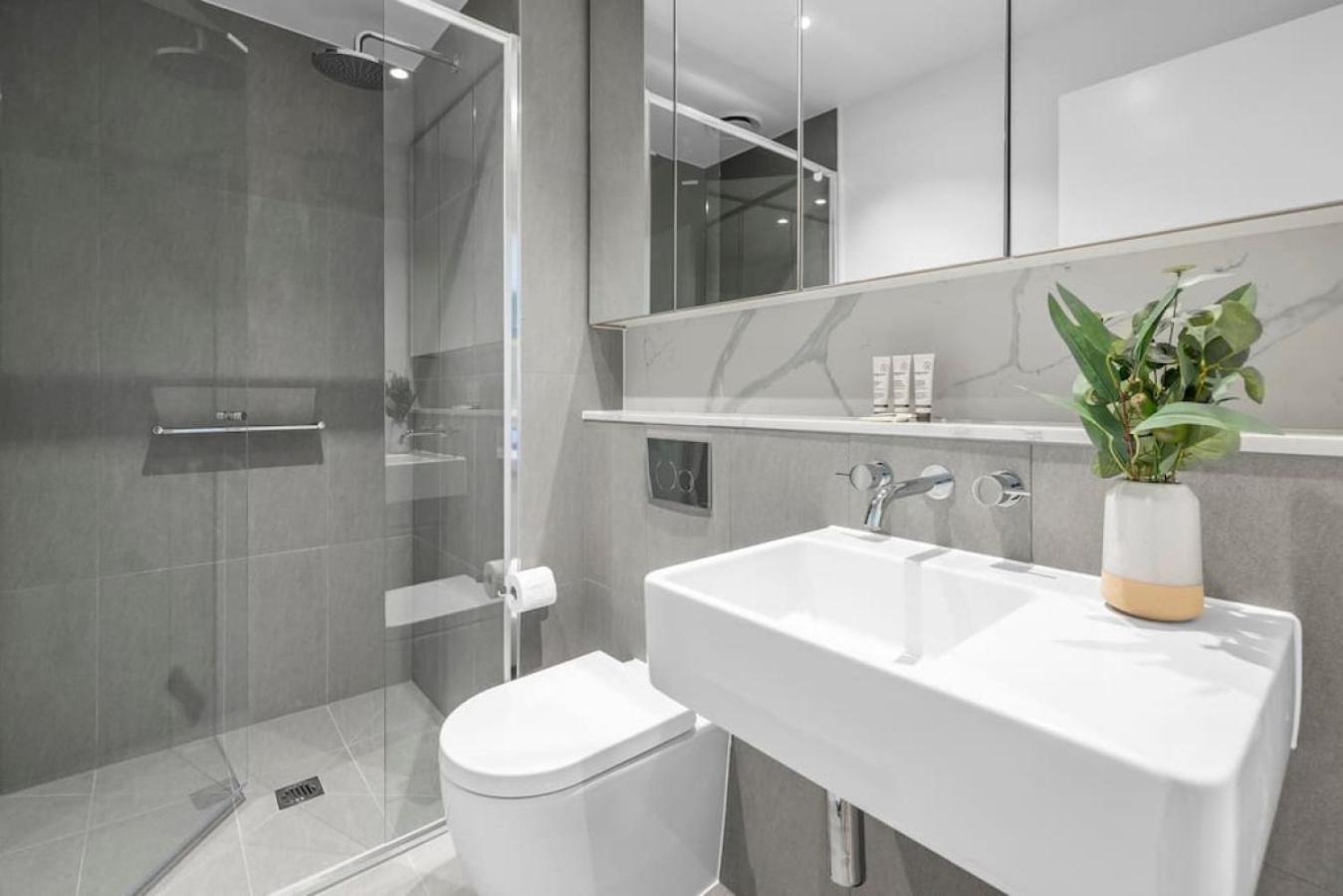 NEW Chic Stature Southbank 2 Bd