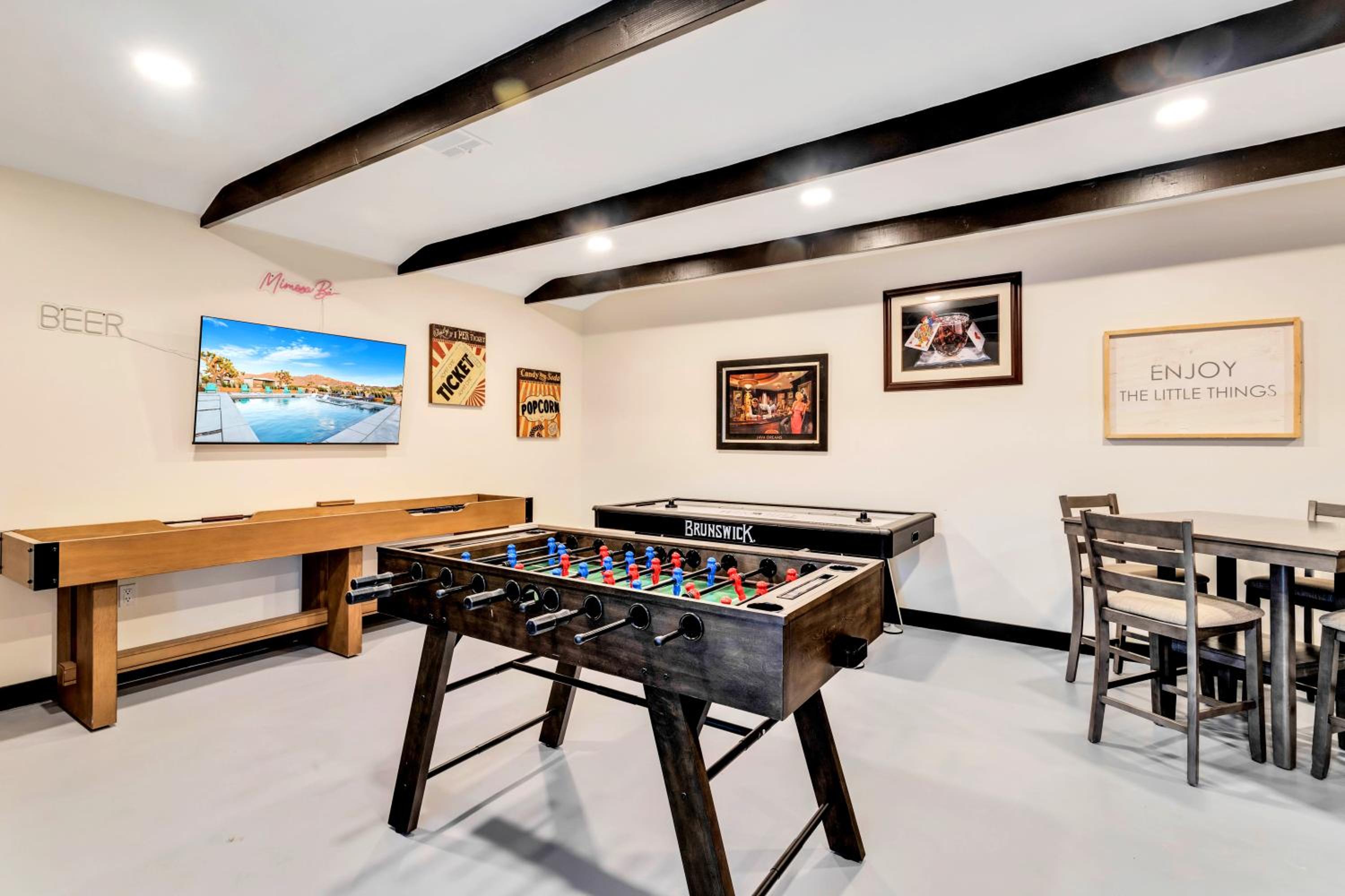 Joshua Tree Villa with Pool & Hot Tub - 20 Acres, Game Room, Near National Park