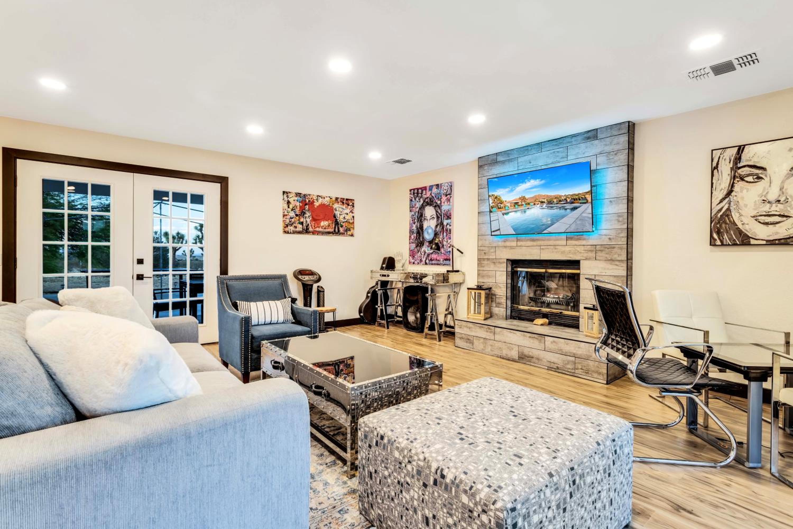 Joshua Tree Villa with Pool & Hot Tub - 20 Acres, Game Room, Near National Park