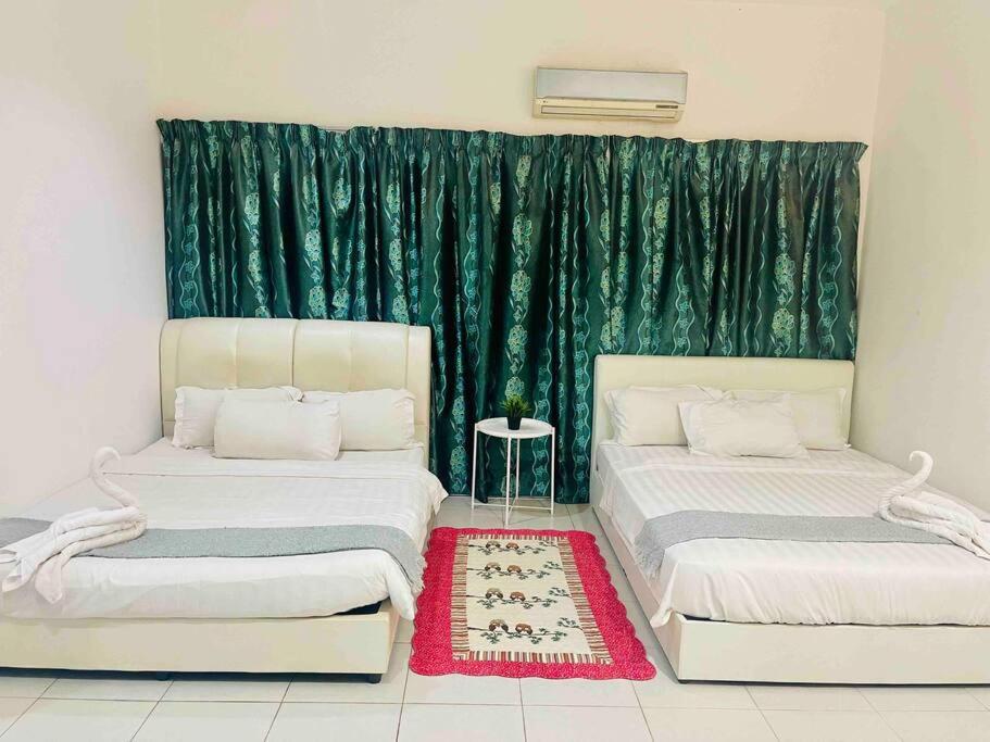 6BR Corner 3-storey House WIFI, Netflix, Aircond photo 8