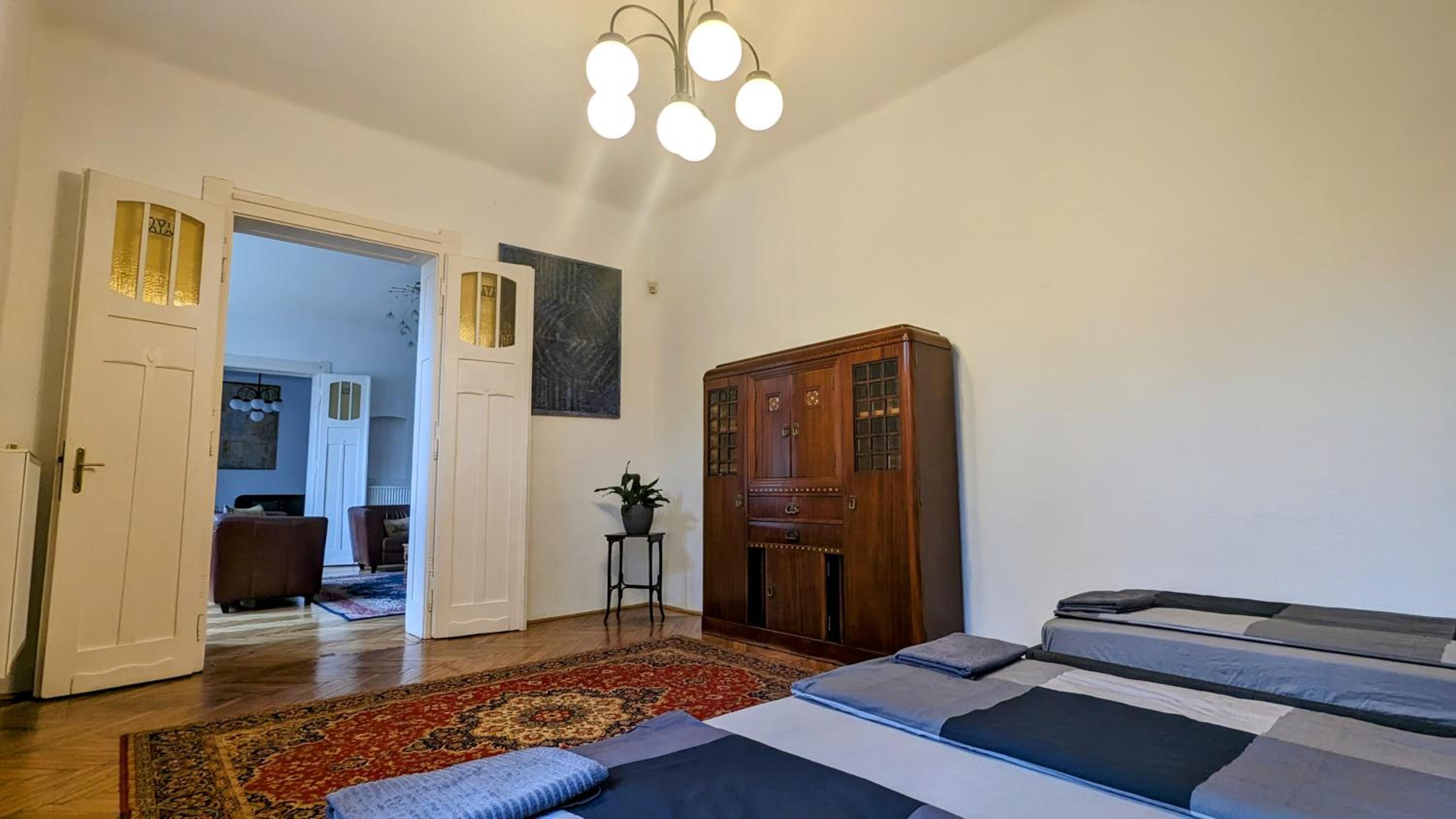Magyaros-szecessziós Villa